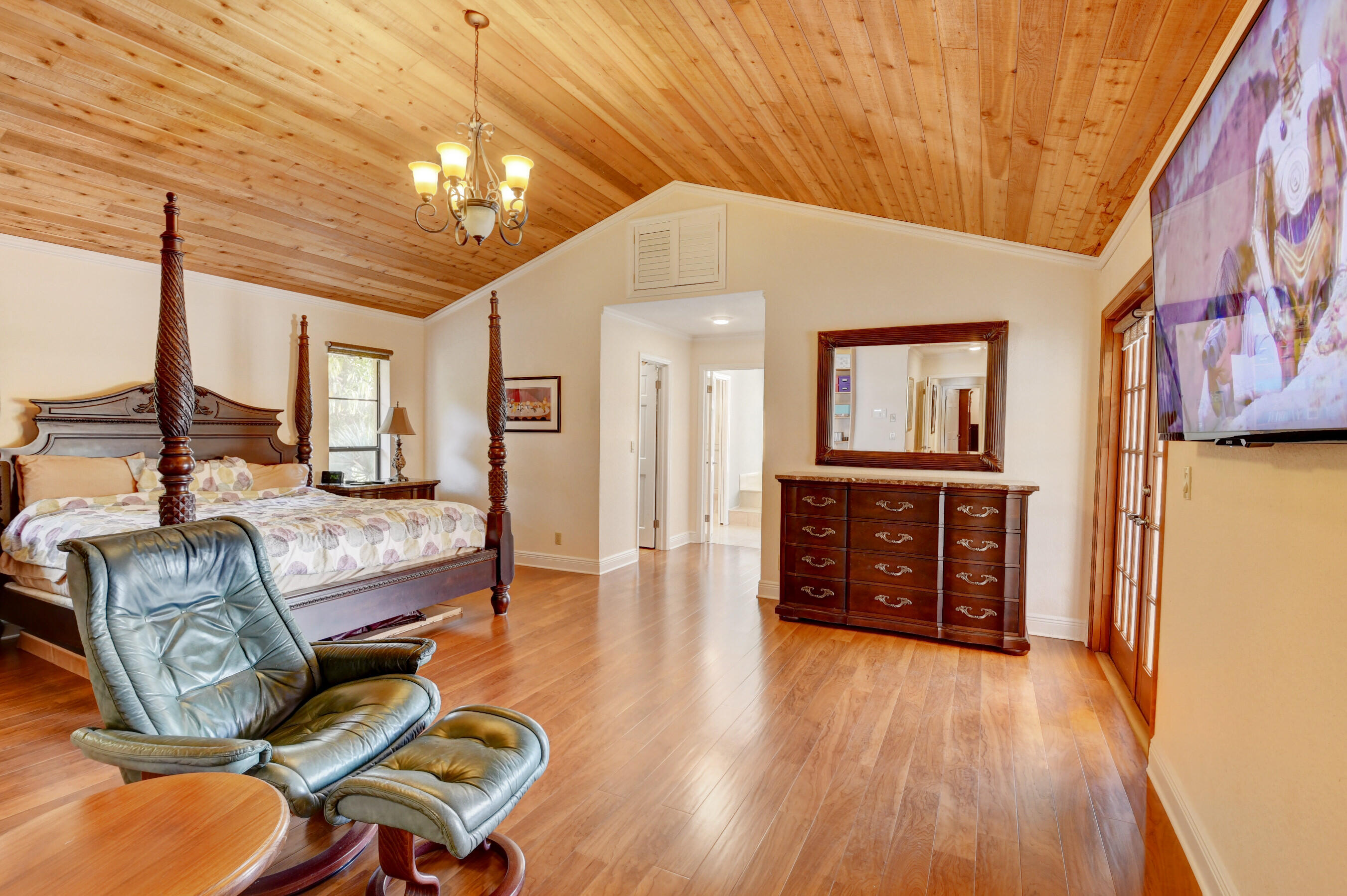 3110 Equestrian Drive Property Photo 18