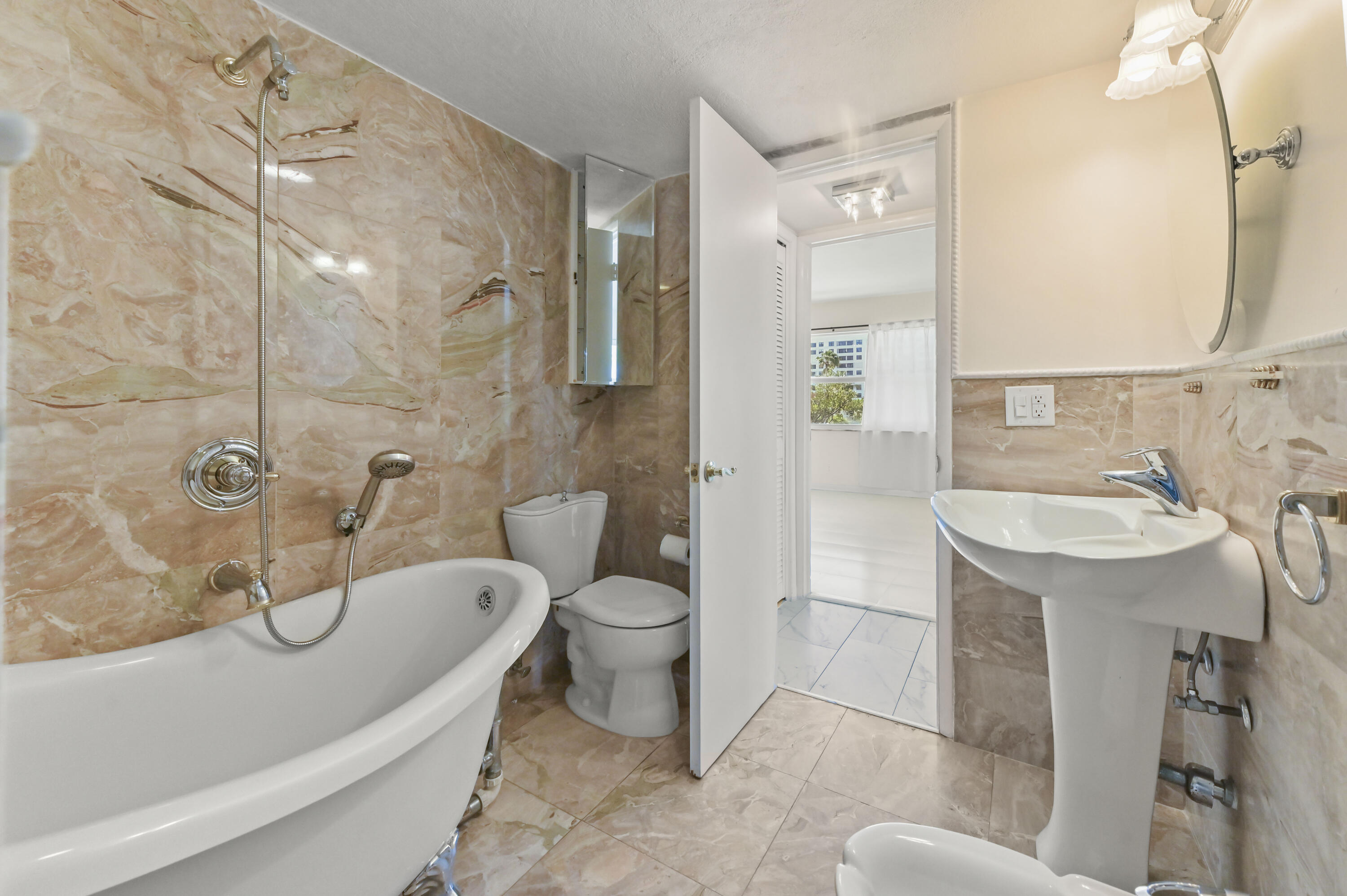 1630 N Ocean Boulevard 215 Property Photo 25