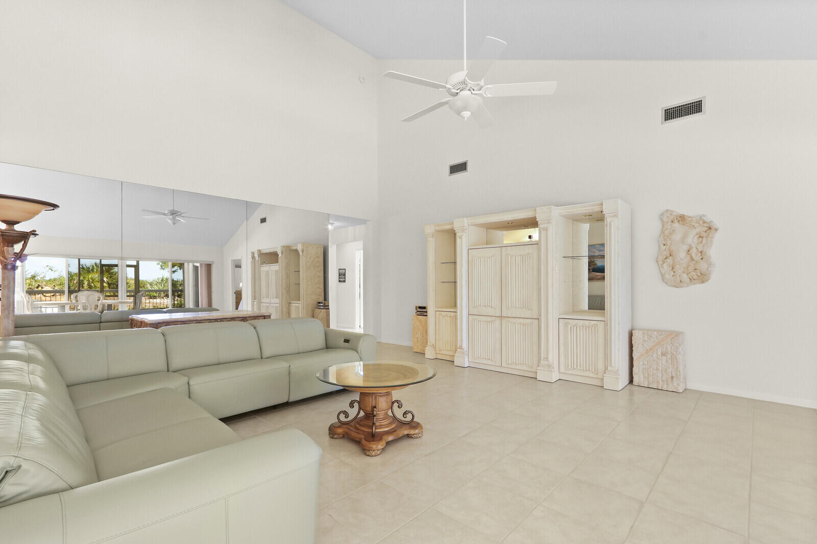 327 Ridge Road Property Photo 5