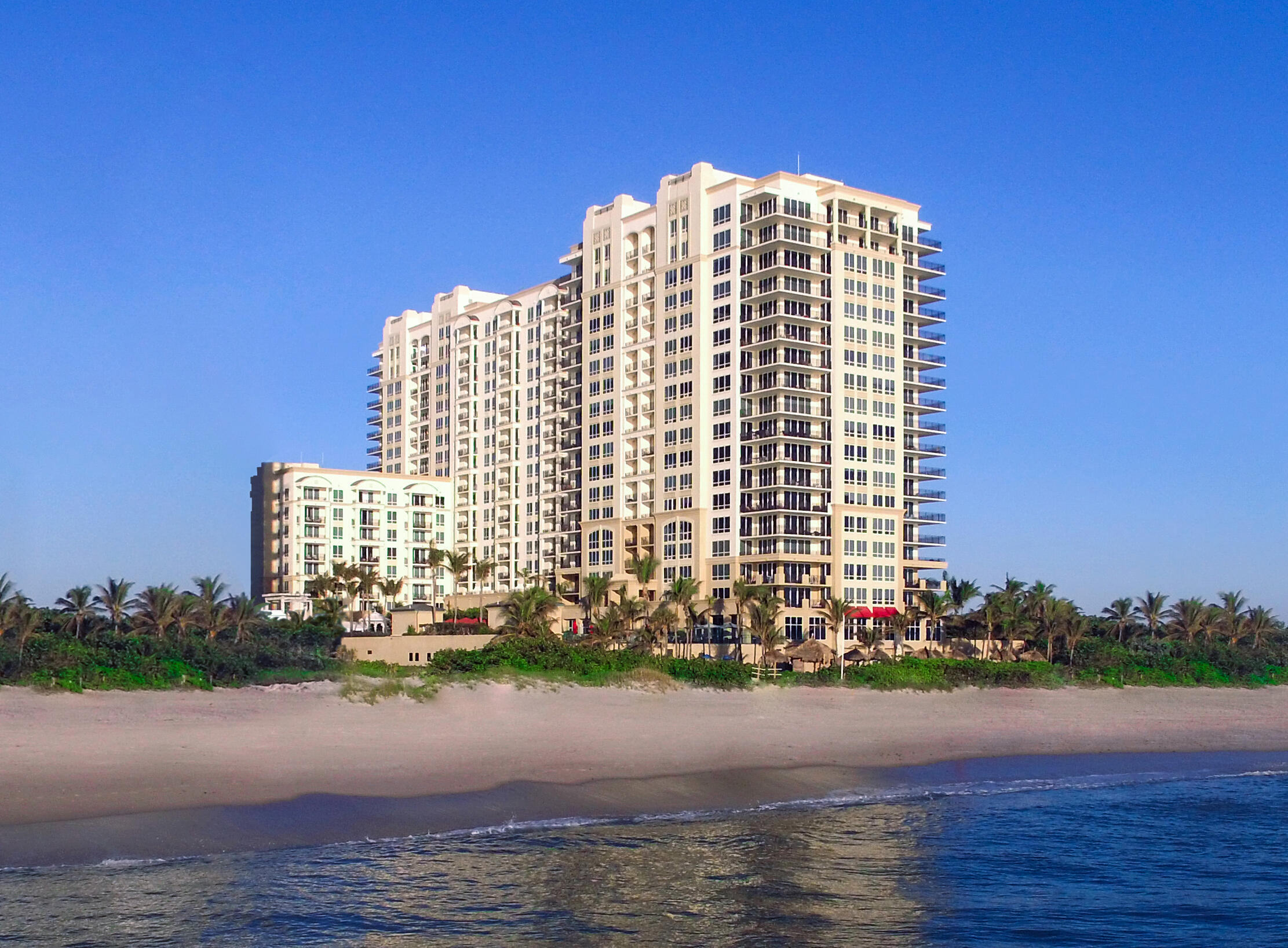 3800 N Ocean Drive Property Photo 1