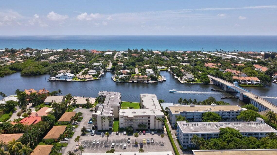 632 Snug Harbor Drive D2 Property Photo 4