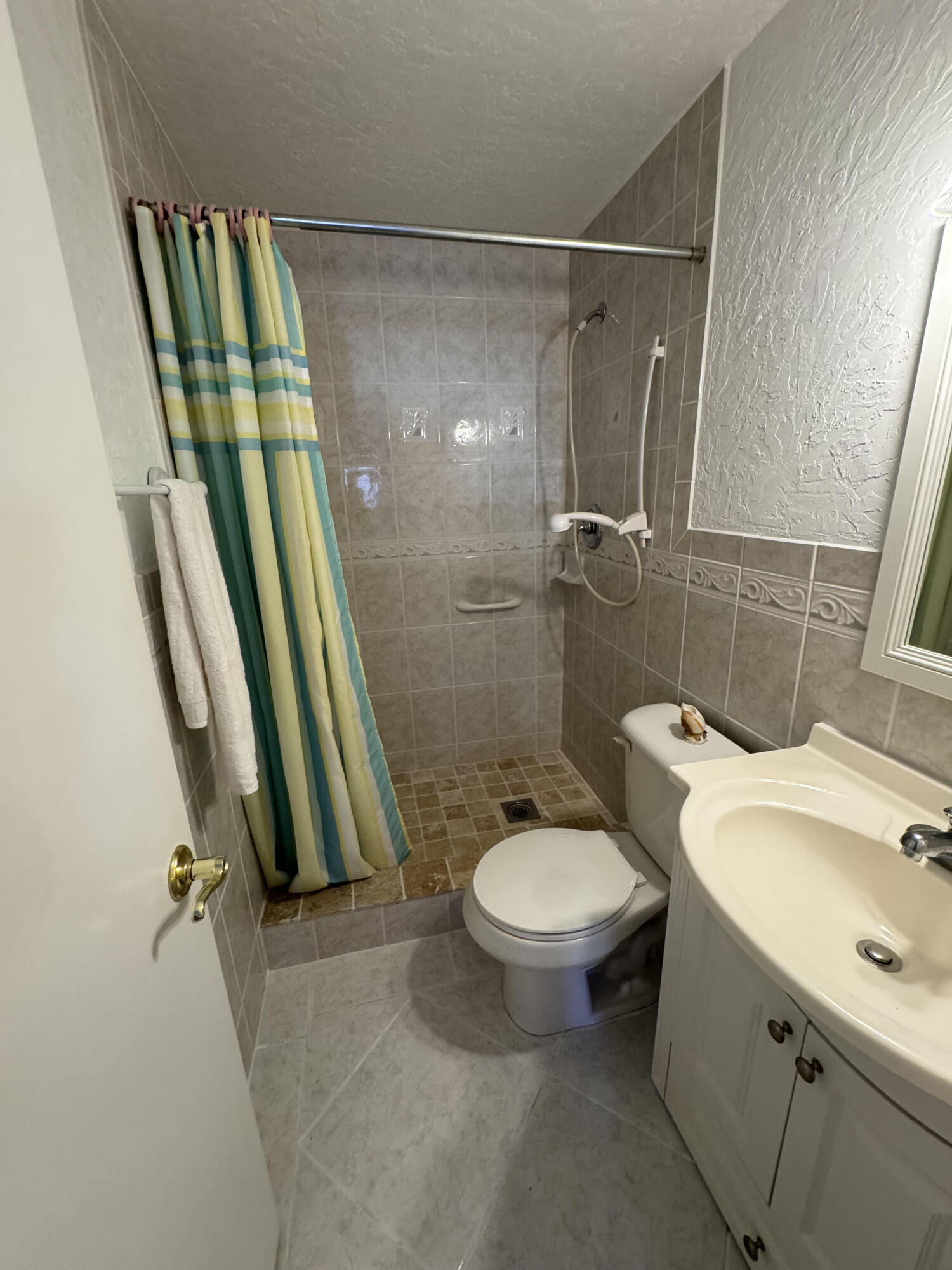 632 Snug Harbor Drive D2 Property Photo 15