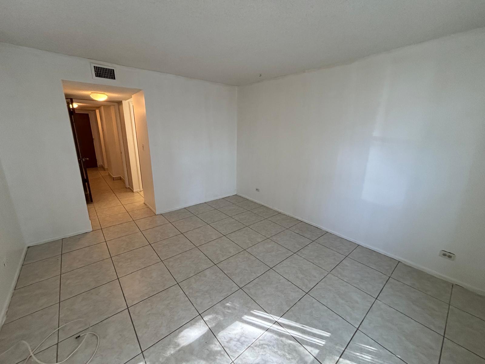 3650 Inverrary Drive 1k Property Photo 7