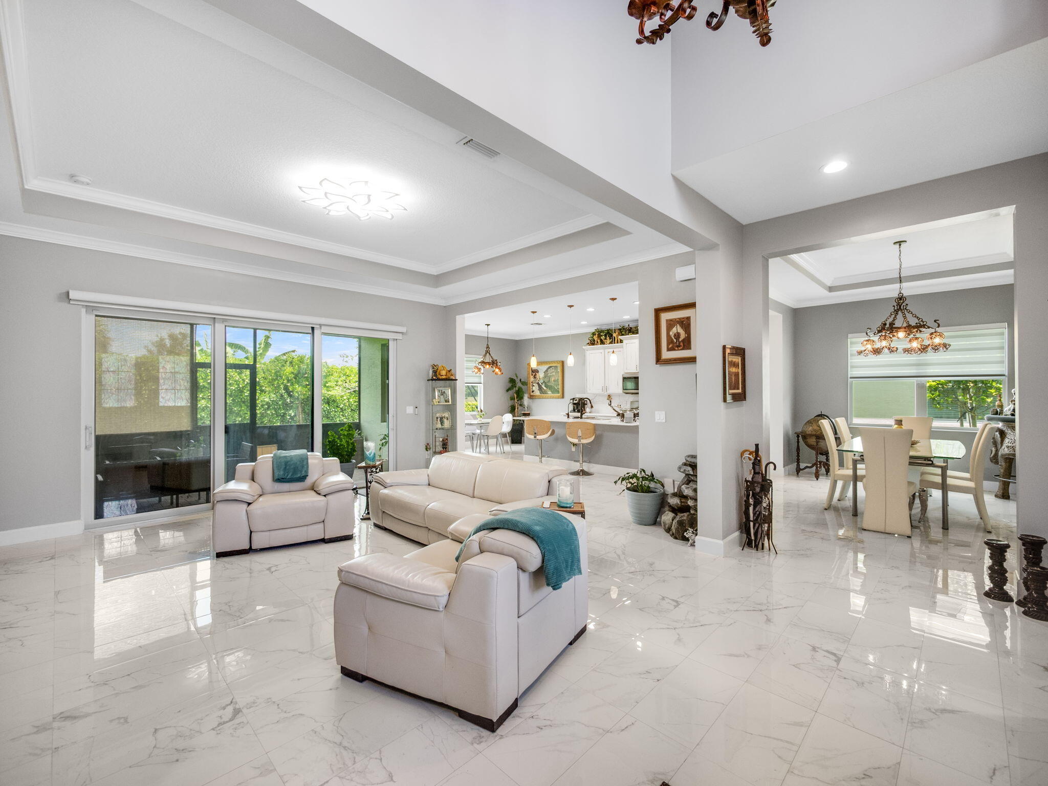 5857 Whippoorwill Circle Property Photo 3