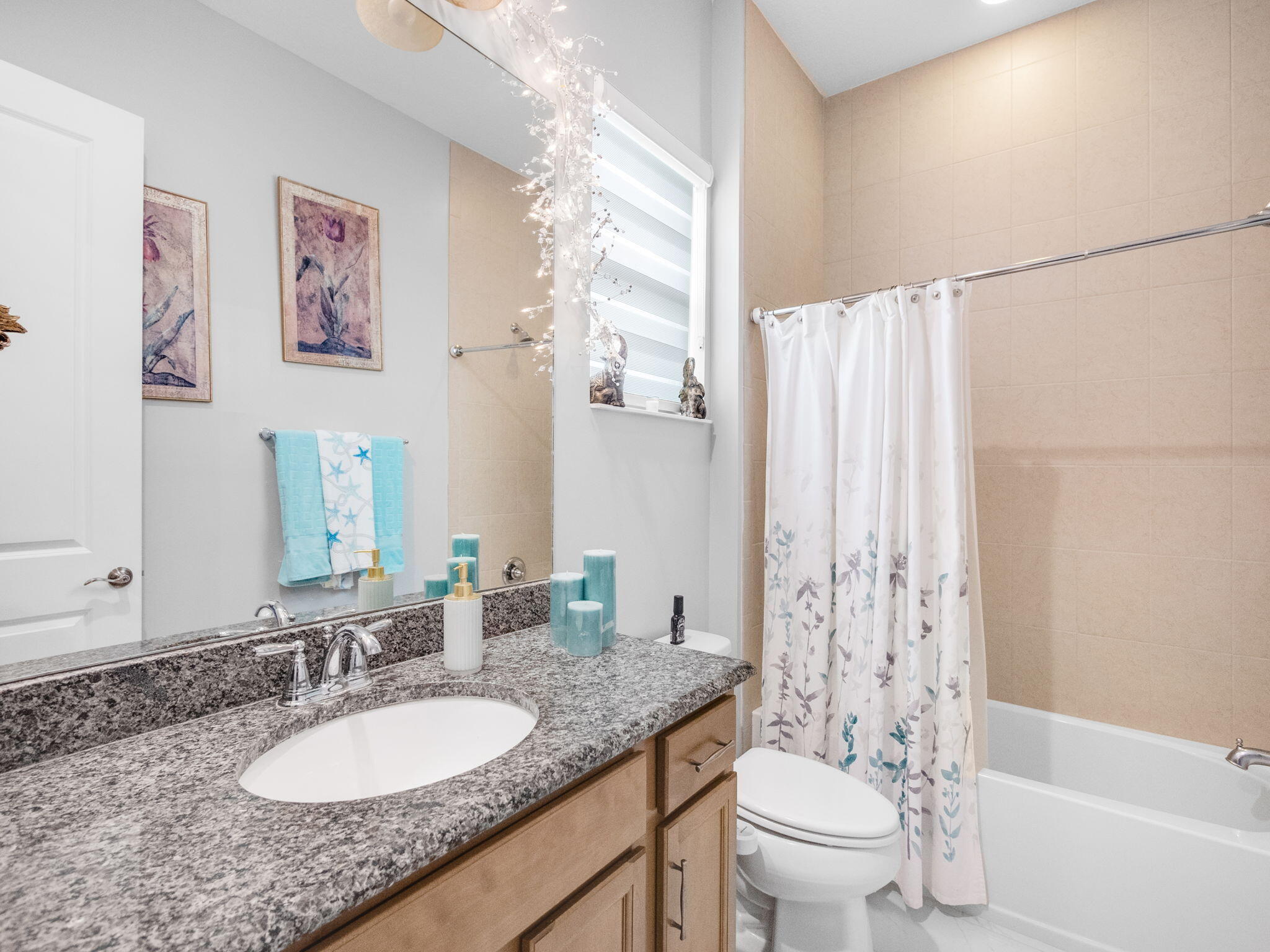 5857 Whippoorwill Circle Property Photo 9
