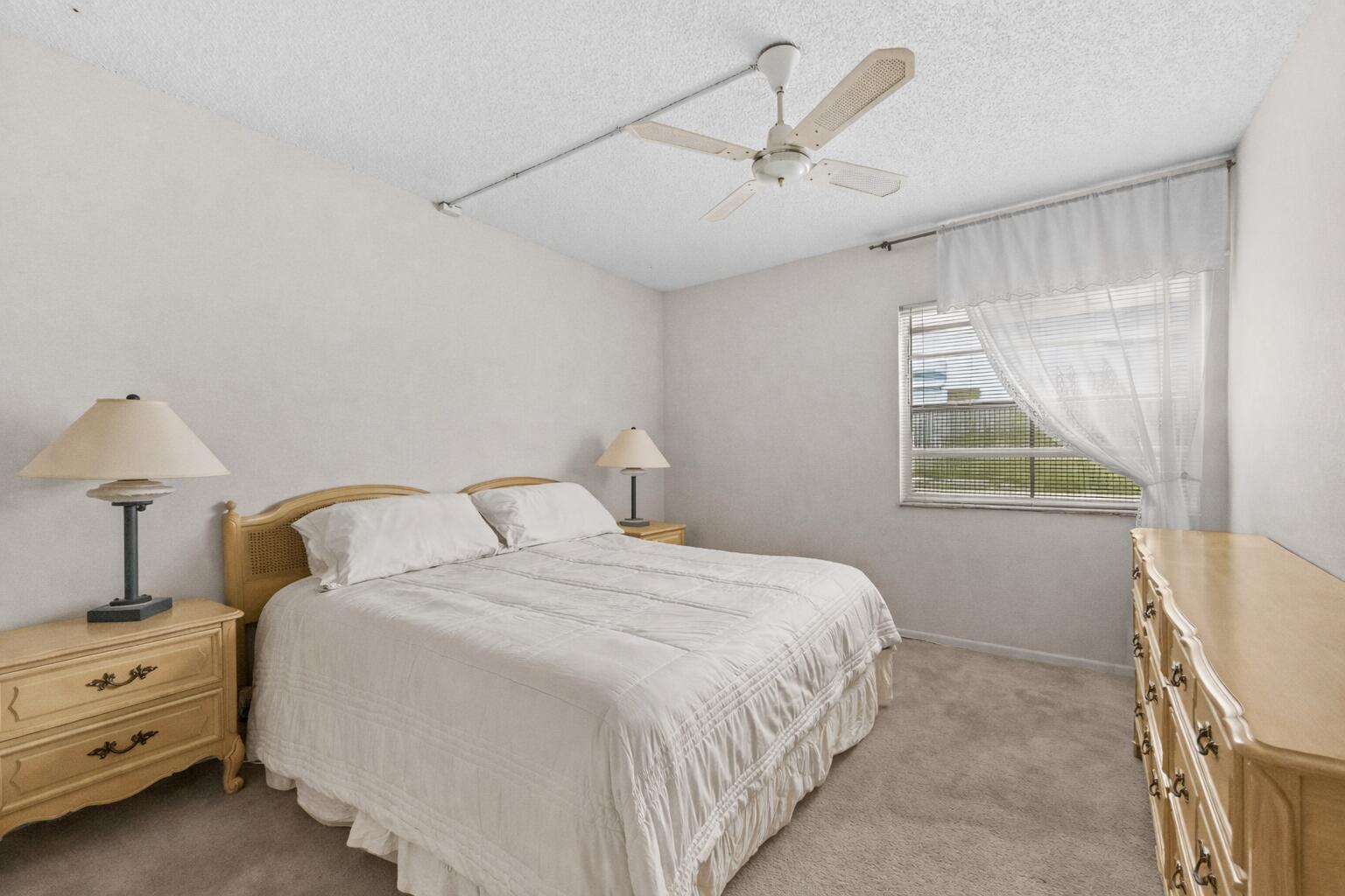 211 Piedmont E Property Photo 8