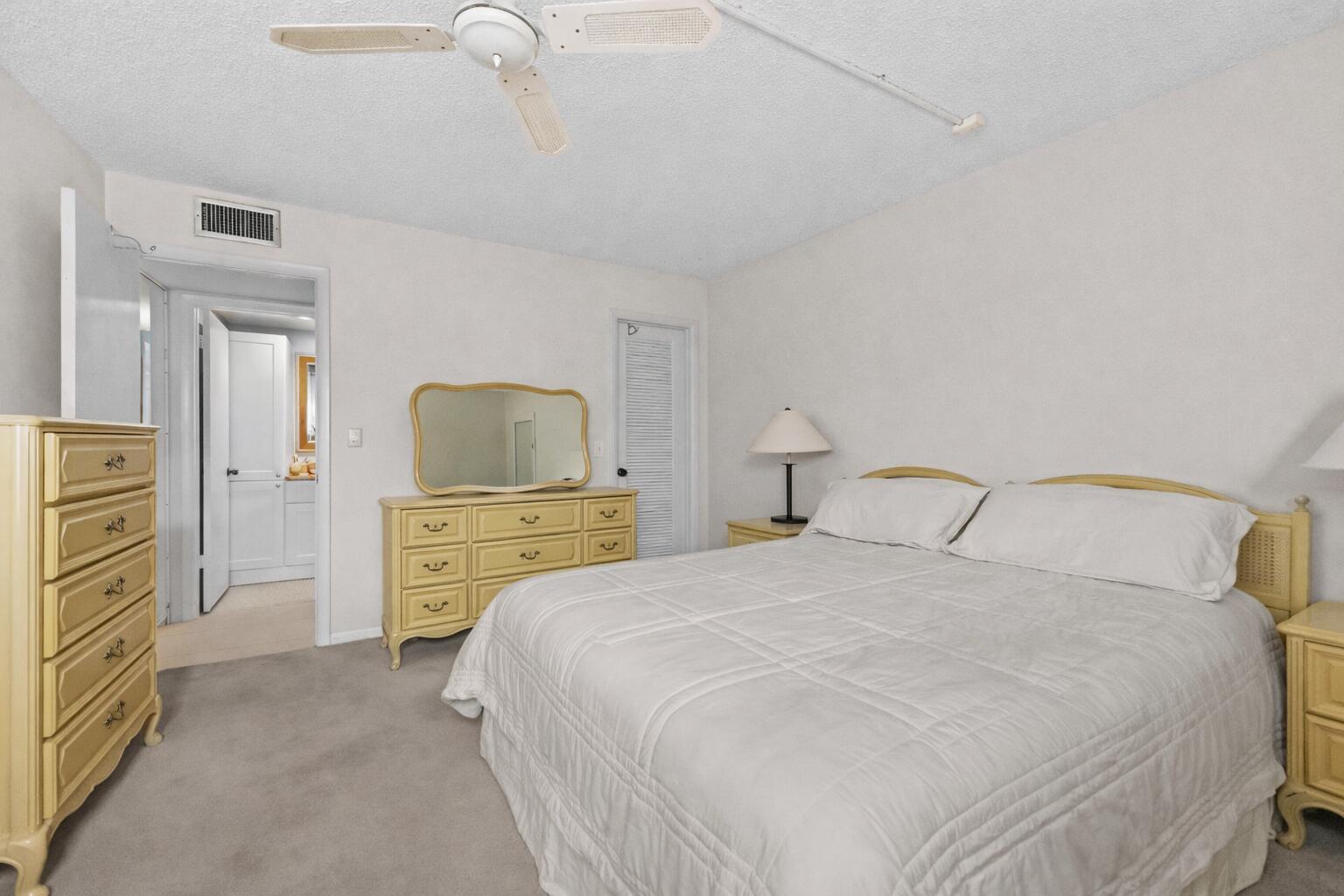 211 Piedmont E Property Photo 9