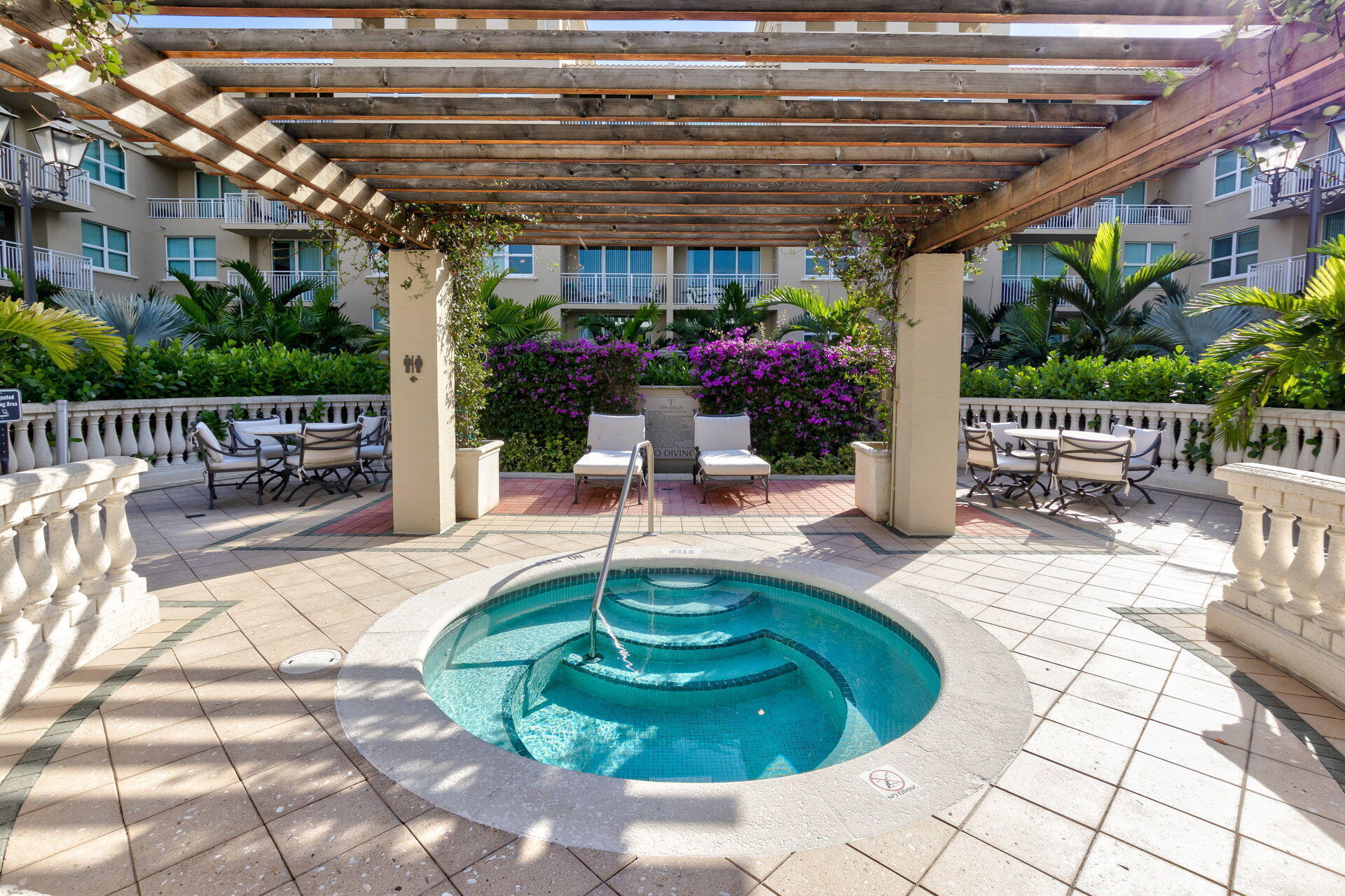 99 Se Mizner Boulevard 823 Property Photo 26