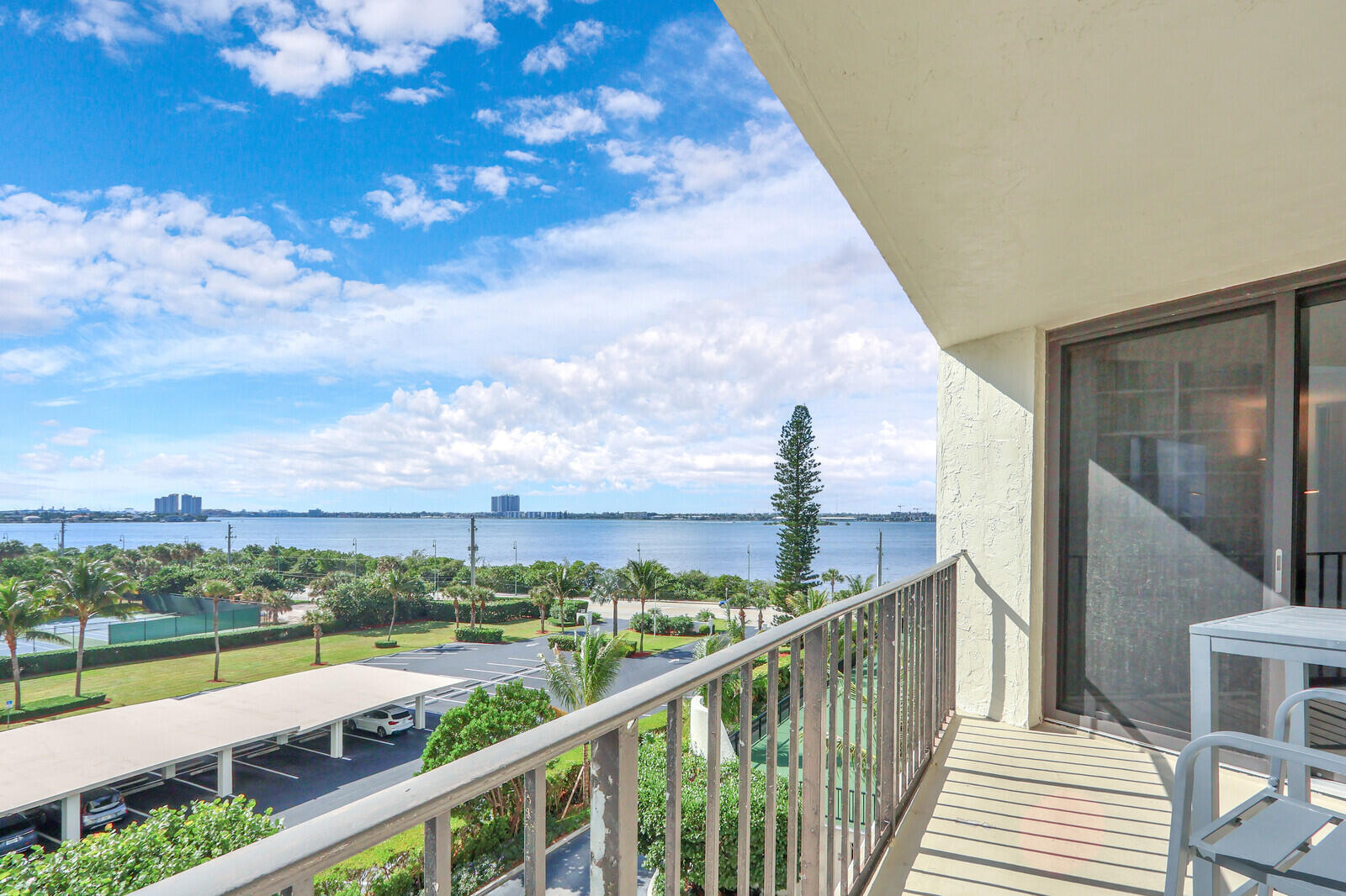 5420 N Ocean Drive 506 Property Photo 33