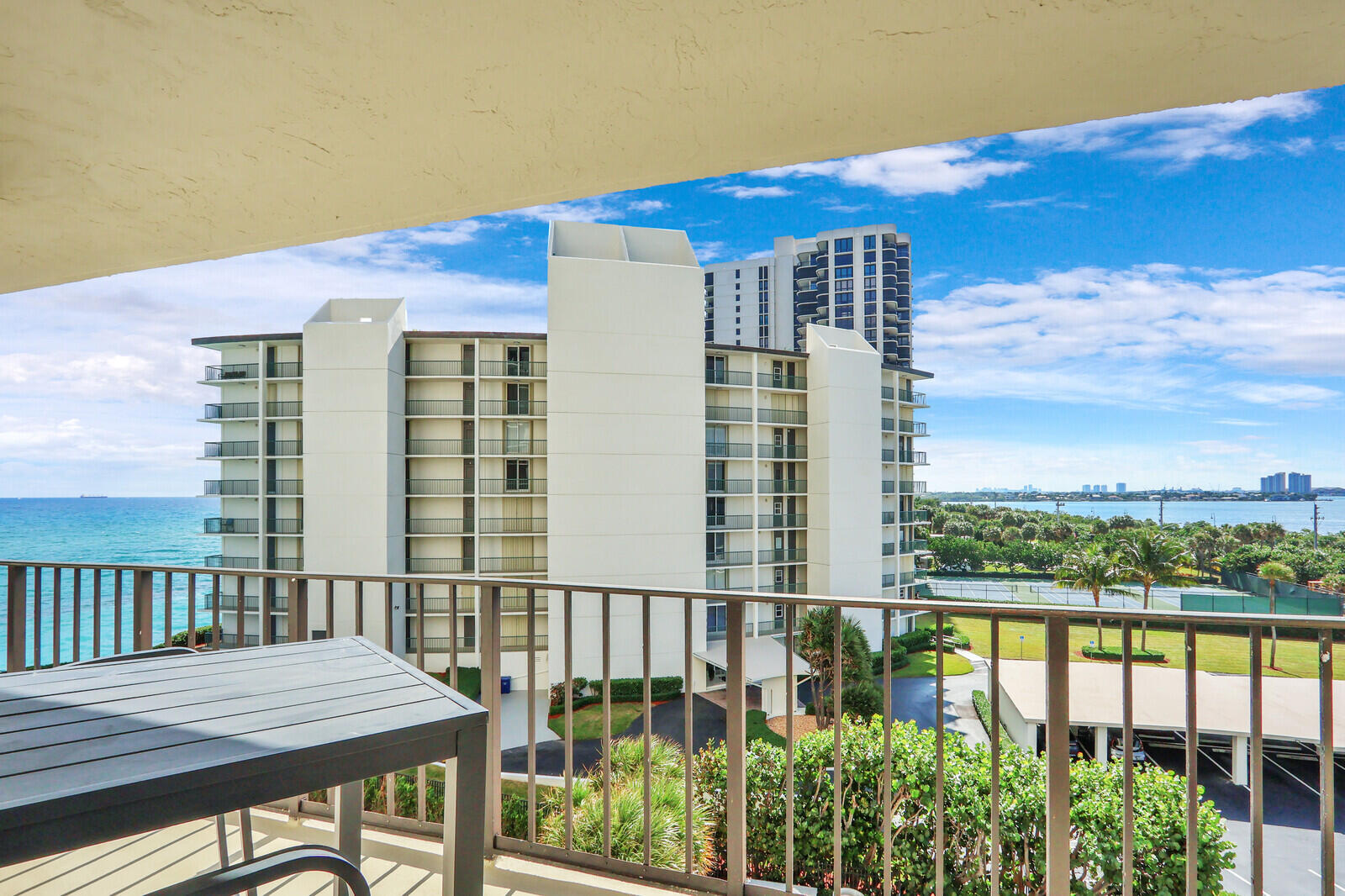5420 N Ocean Drive 506 Property Photo 35