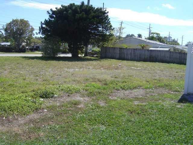 900 Guava Isle Property Photo 2