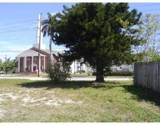 900 Guava Isle Property Photo 3