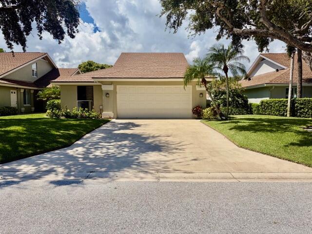 204 Cape Pointe Circle Property Photo 1