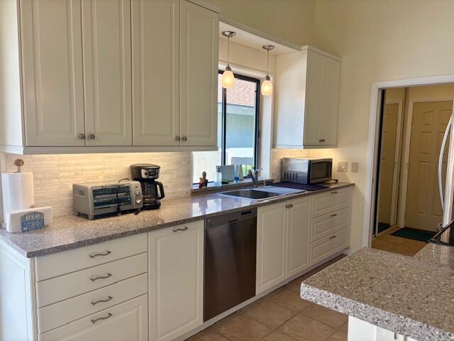 204 Cape Pointe Circle Property Photo 11