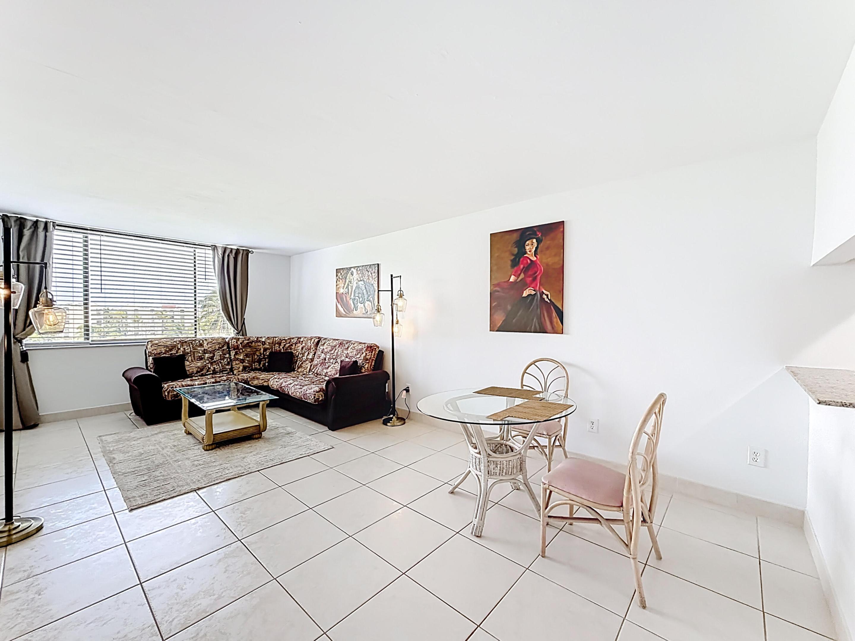 755 Dotterel Road 1411 Property Photo 10