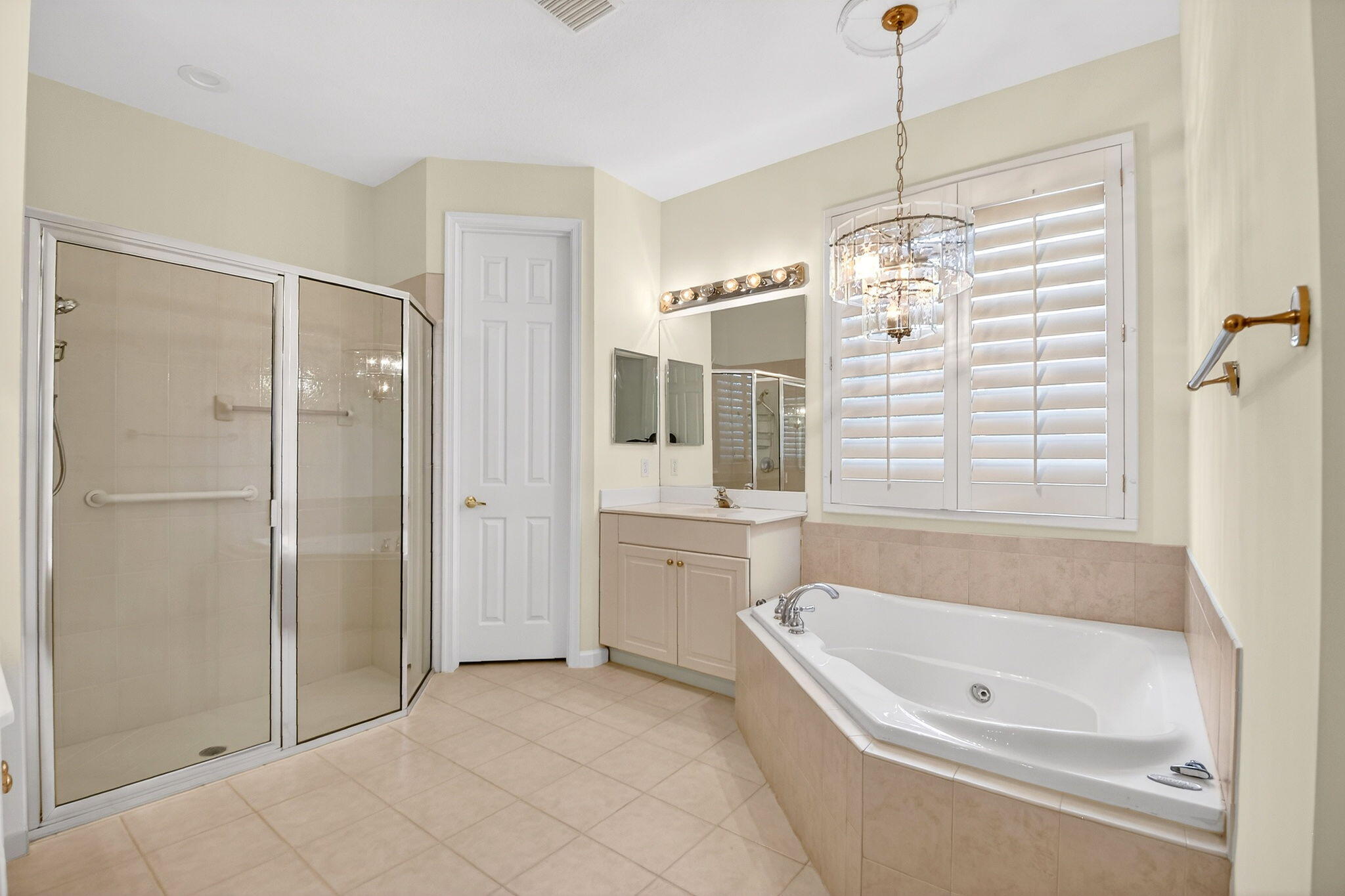 8706 Bellido Circle Property Photo 24