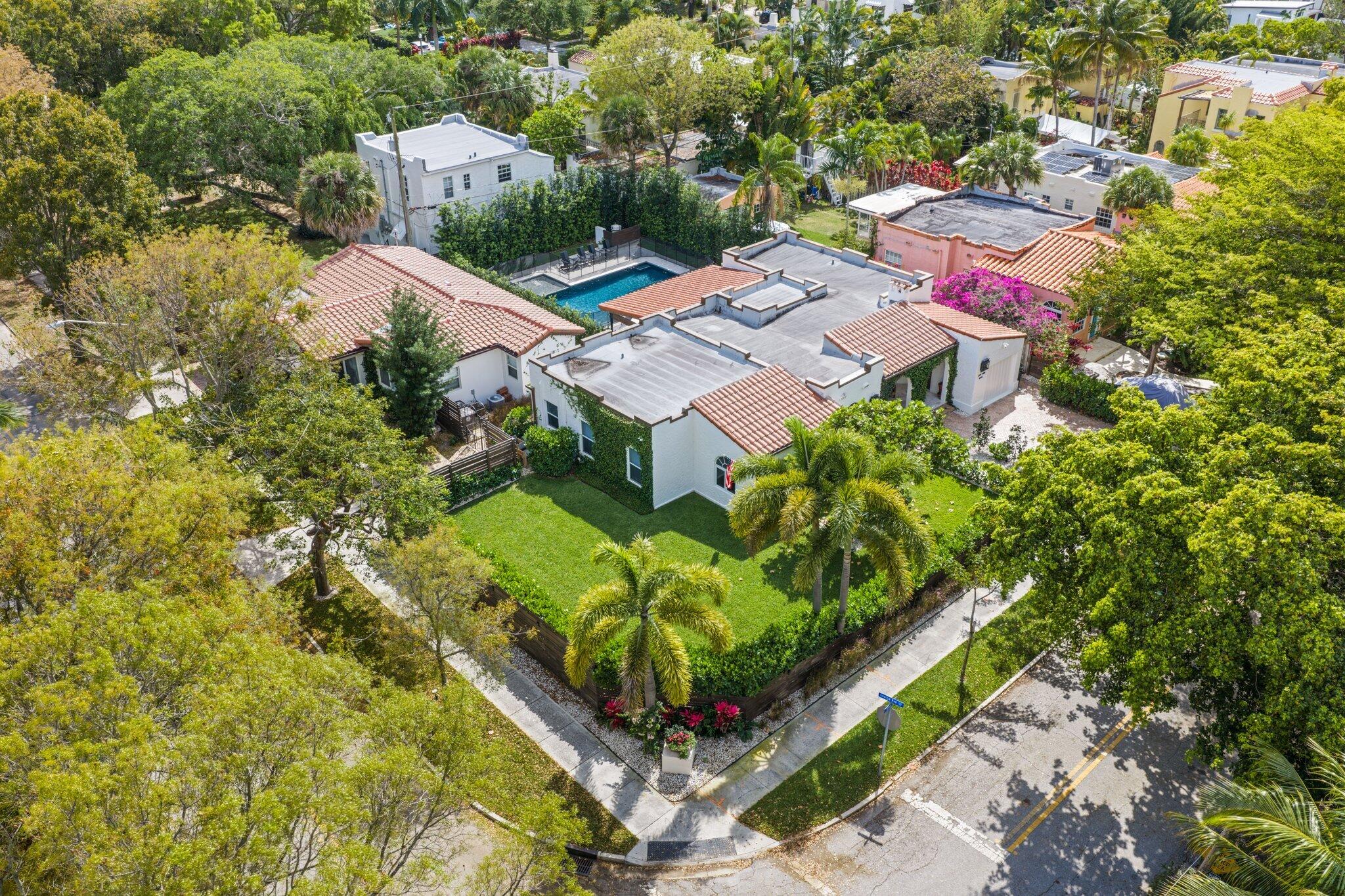 706 Sunset Road Property Photo 1
