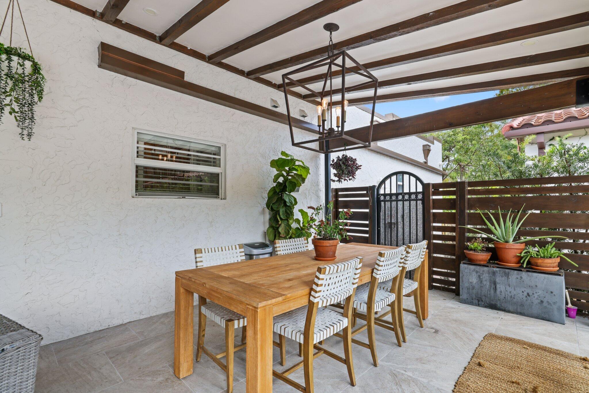706 Sunset Road Property Photo 44