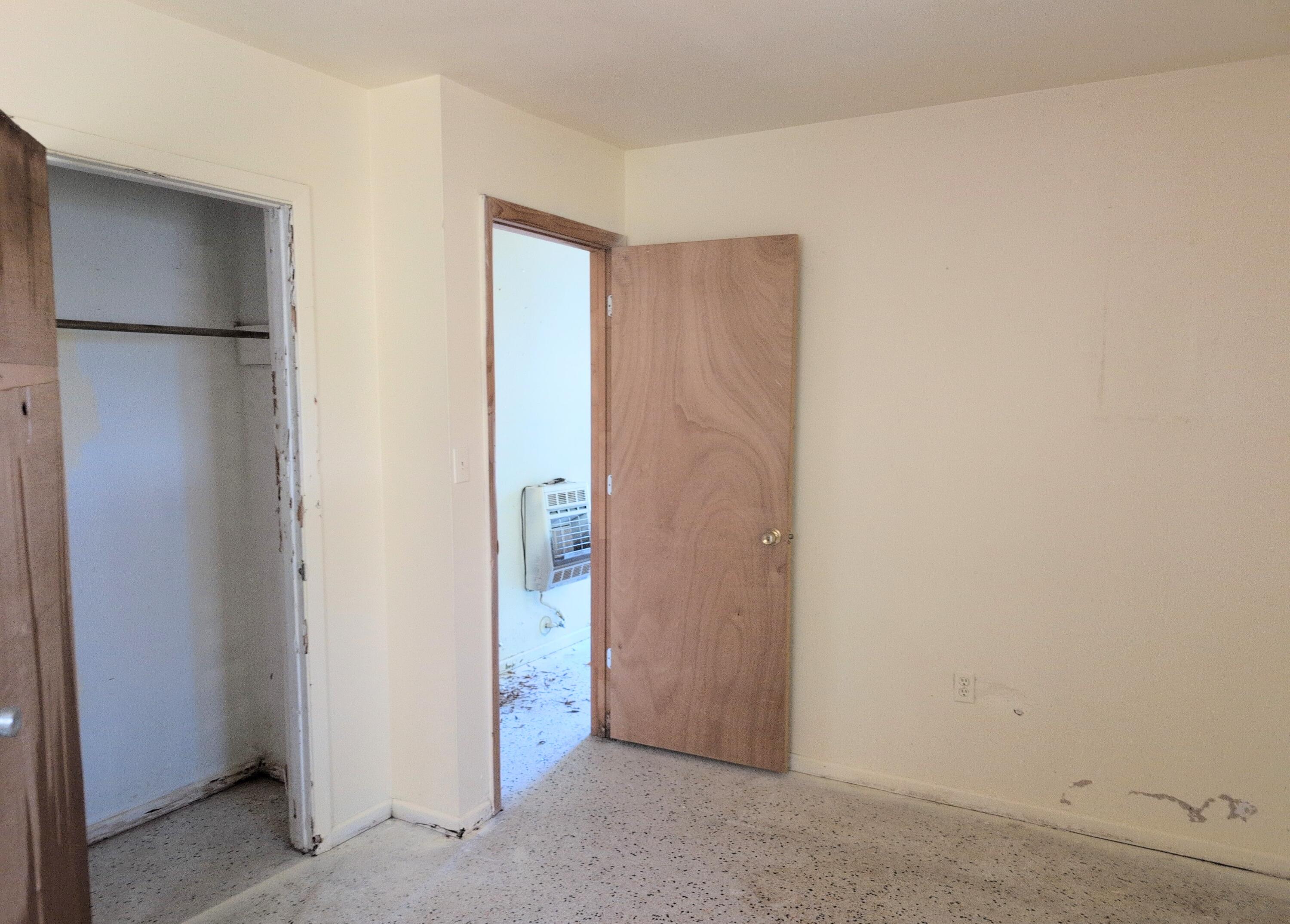 1606 Avenue H Property Photo 5