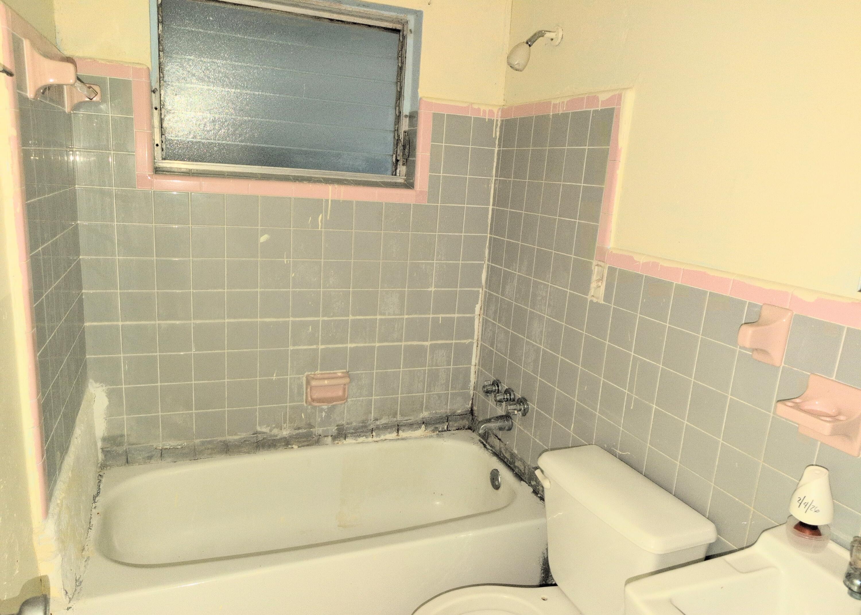 1606 Avenue H Property Photo 6