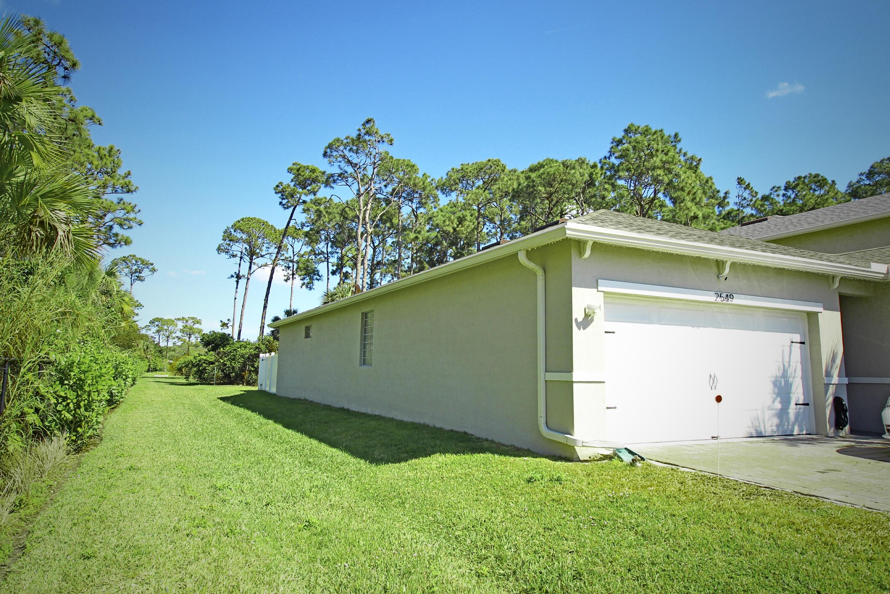 2549 Timber Forest Drive Property Photo 3
