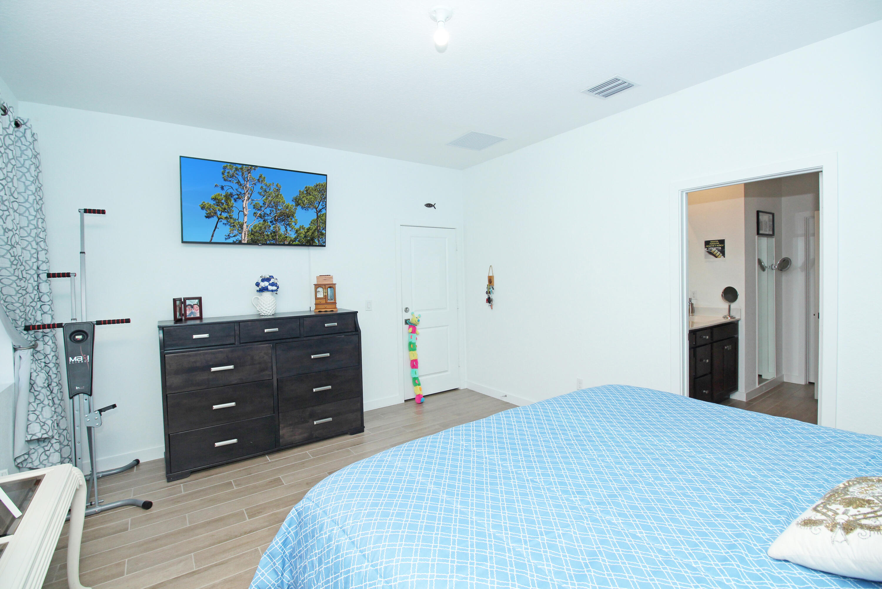 2549 Timber Forest Drive Property Photo 14