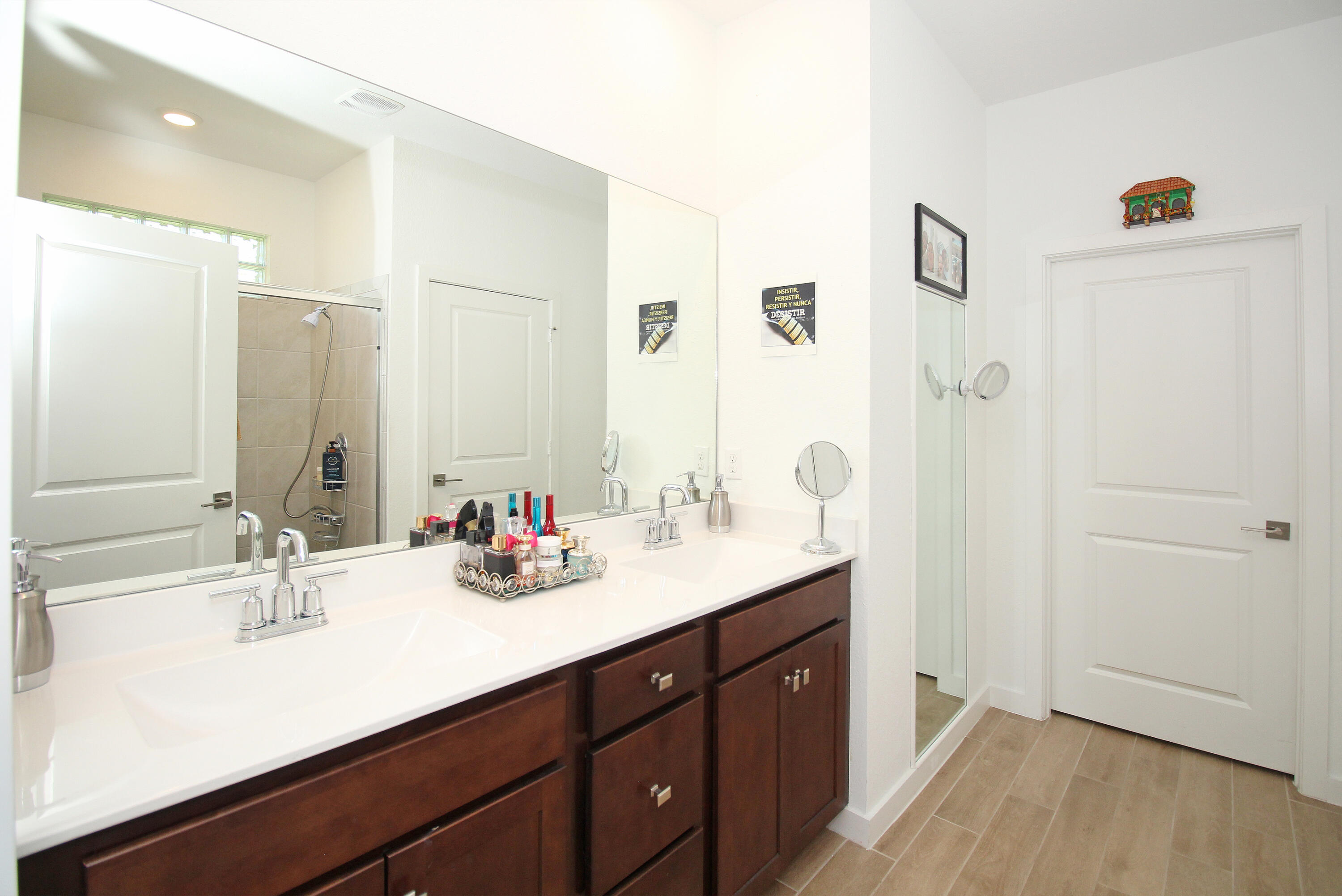 2549 Timber Forest Drive Property Photo 17