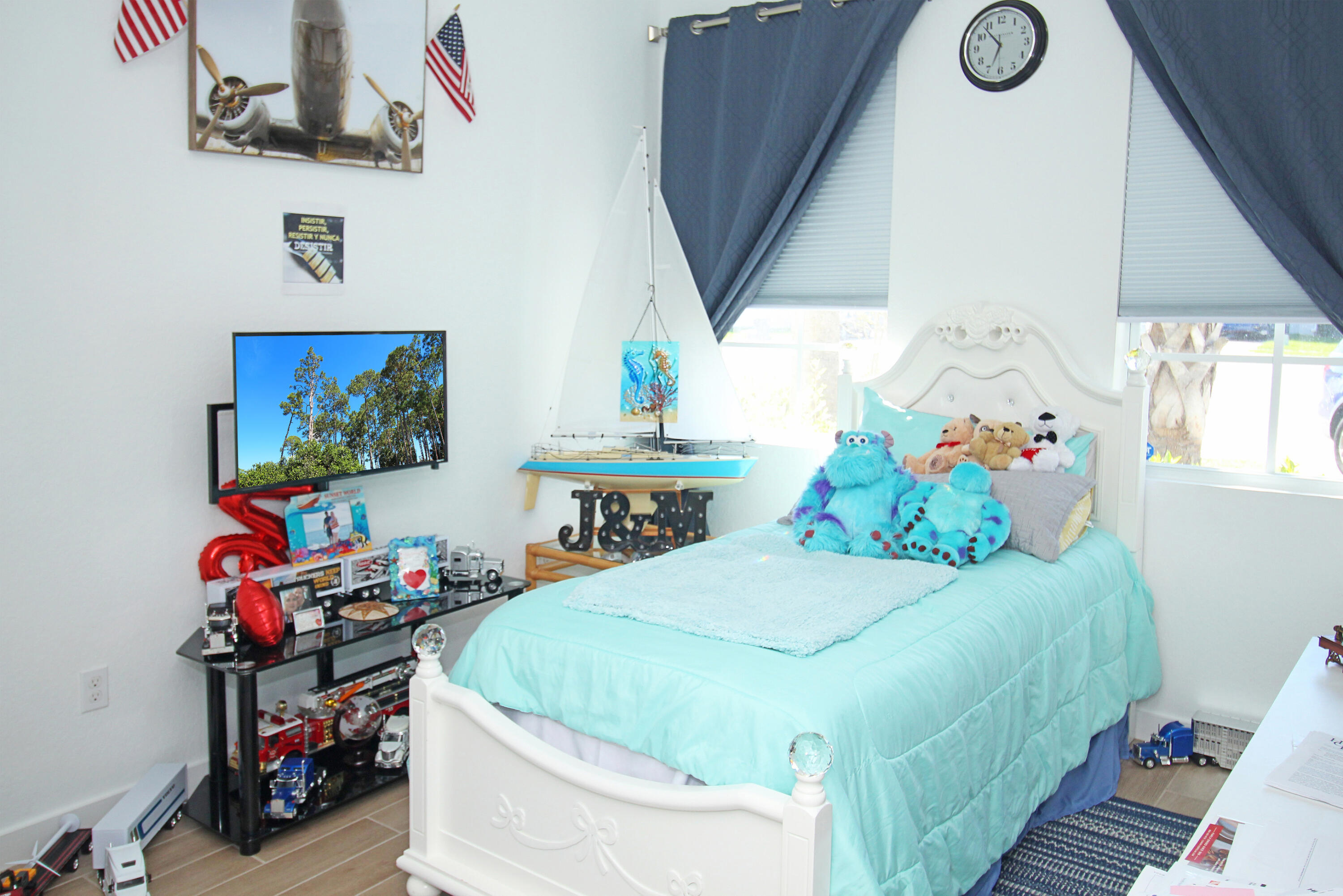 2549 Timber Forest Drive Property Photo 18