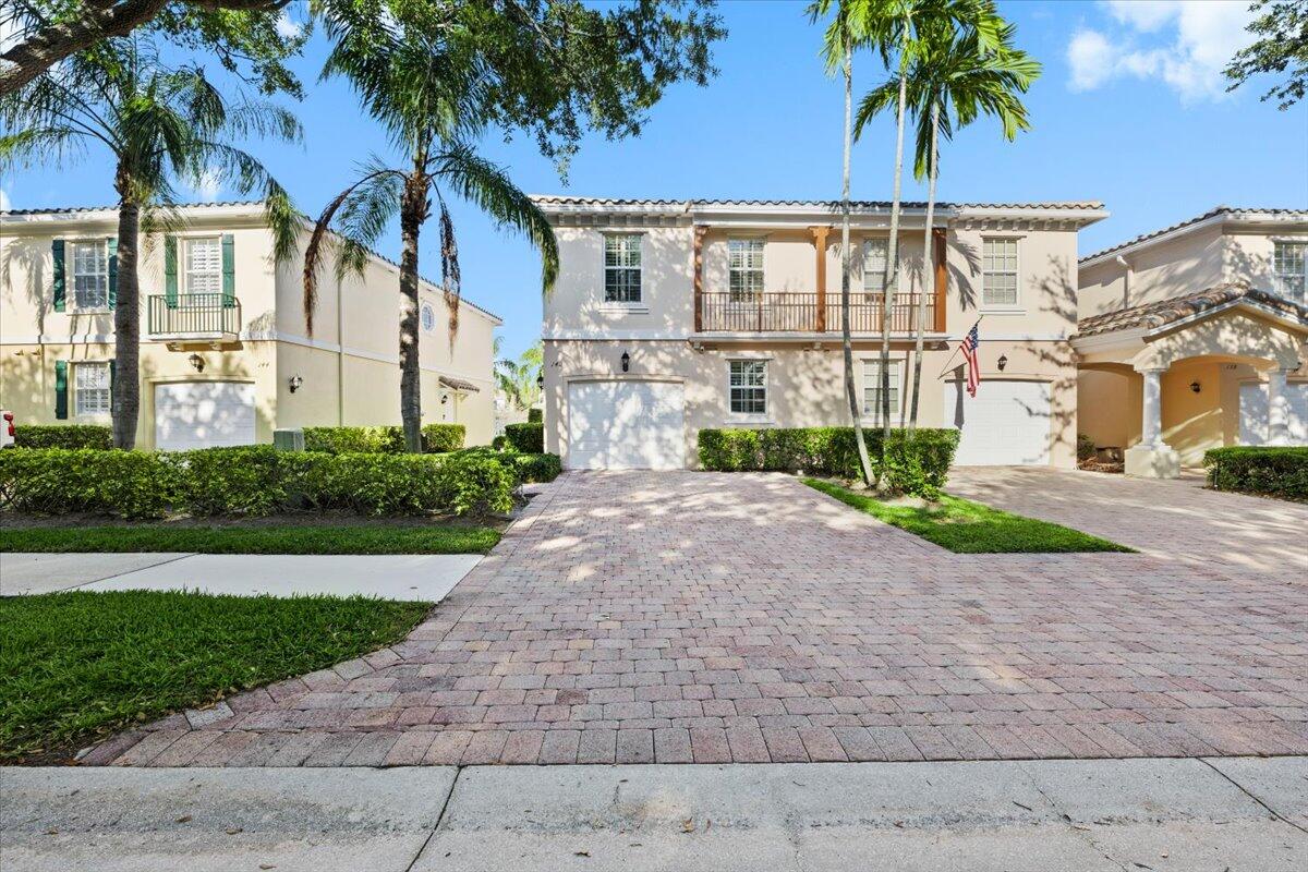 142 Santa Barbara Way Property Photo 1