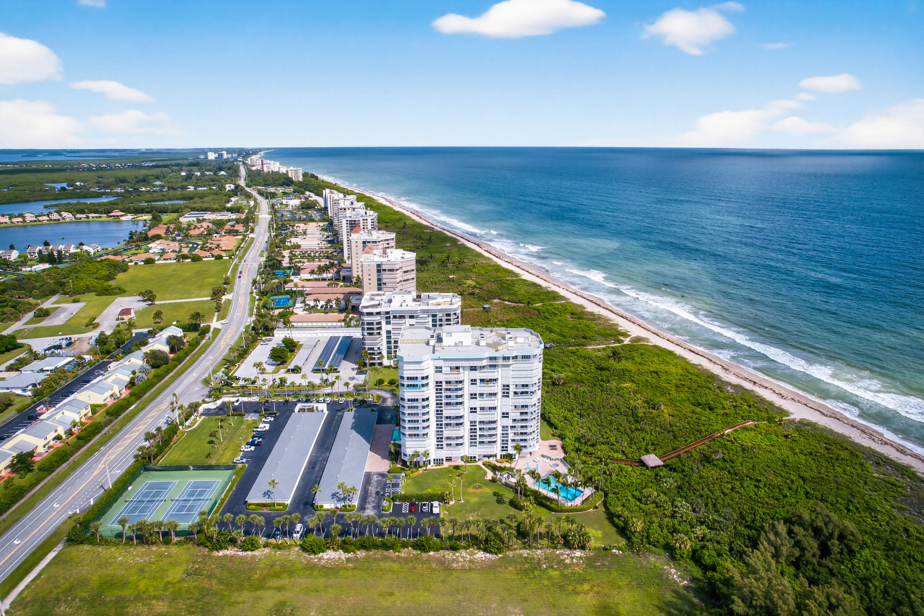 2700 N Hwy A1a 507 Property Photo 18