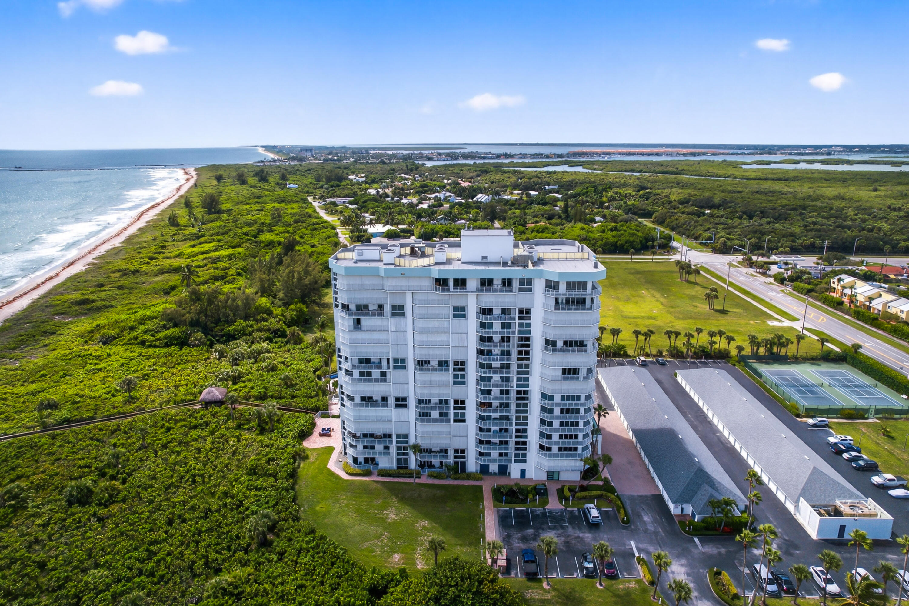 2700 N Hwy A1a 507 Property Photo 23