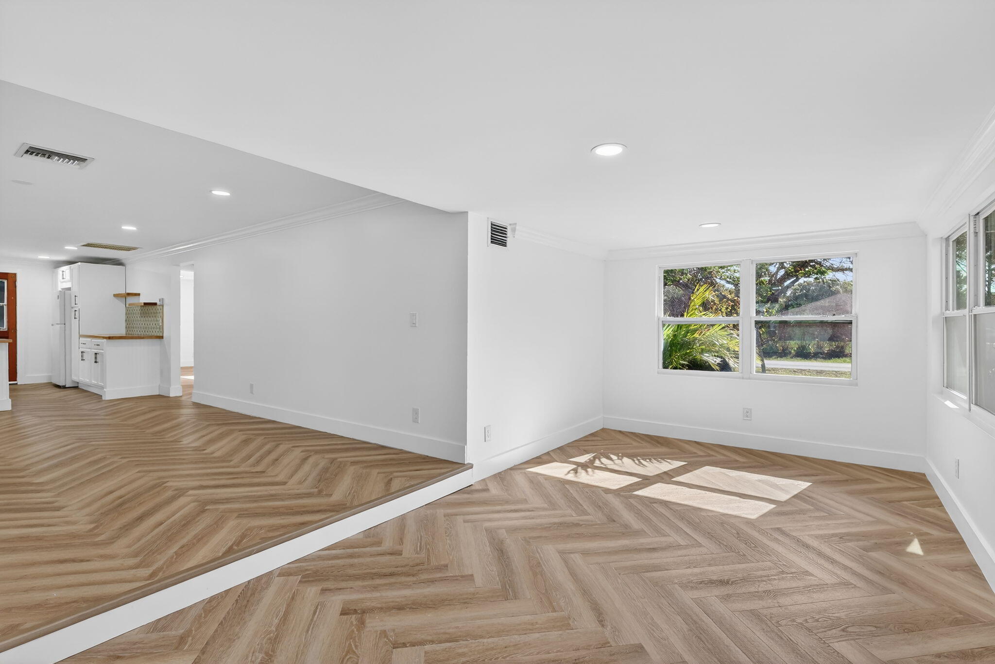 2302 Cortez Boulevard Property Photo 3