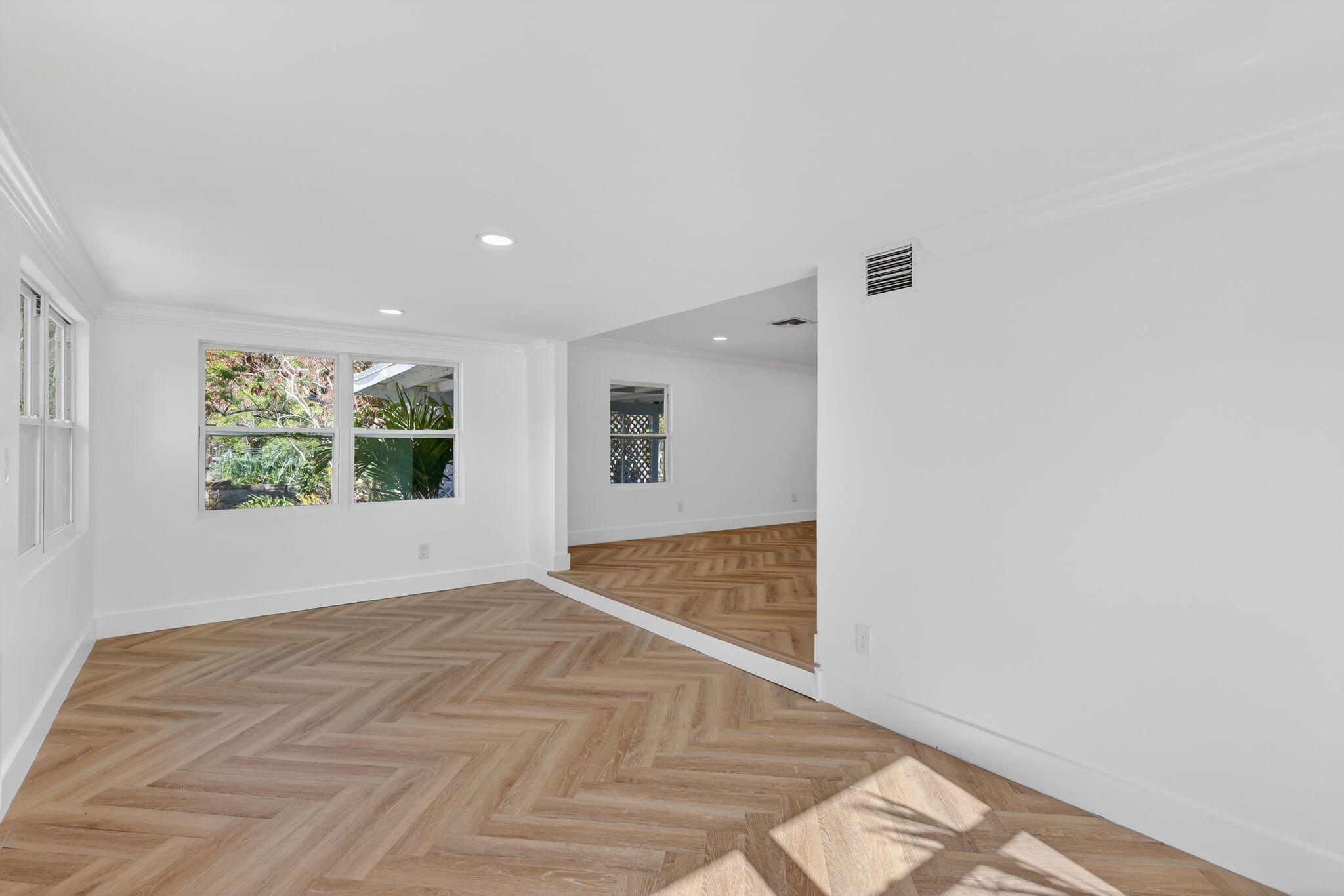2302 Cortez Boulevard Property Photo 4