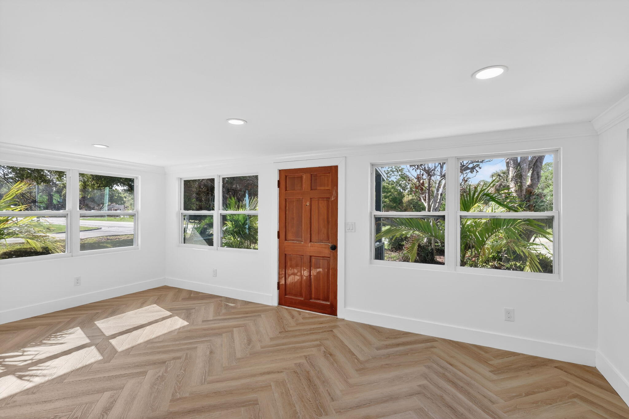 2302 Cortez Boulevard Property Photo 5