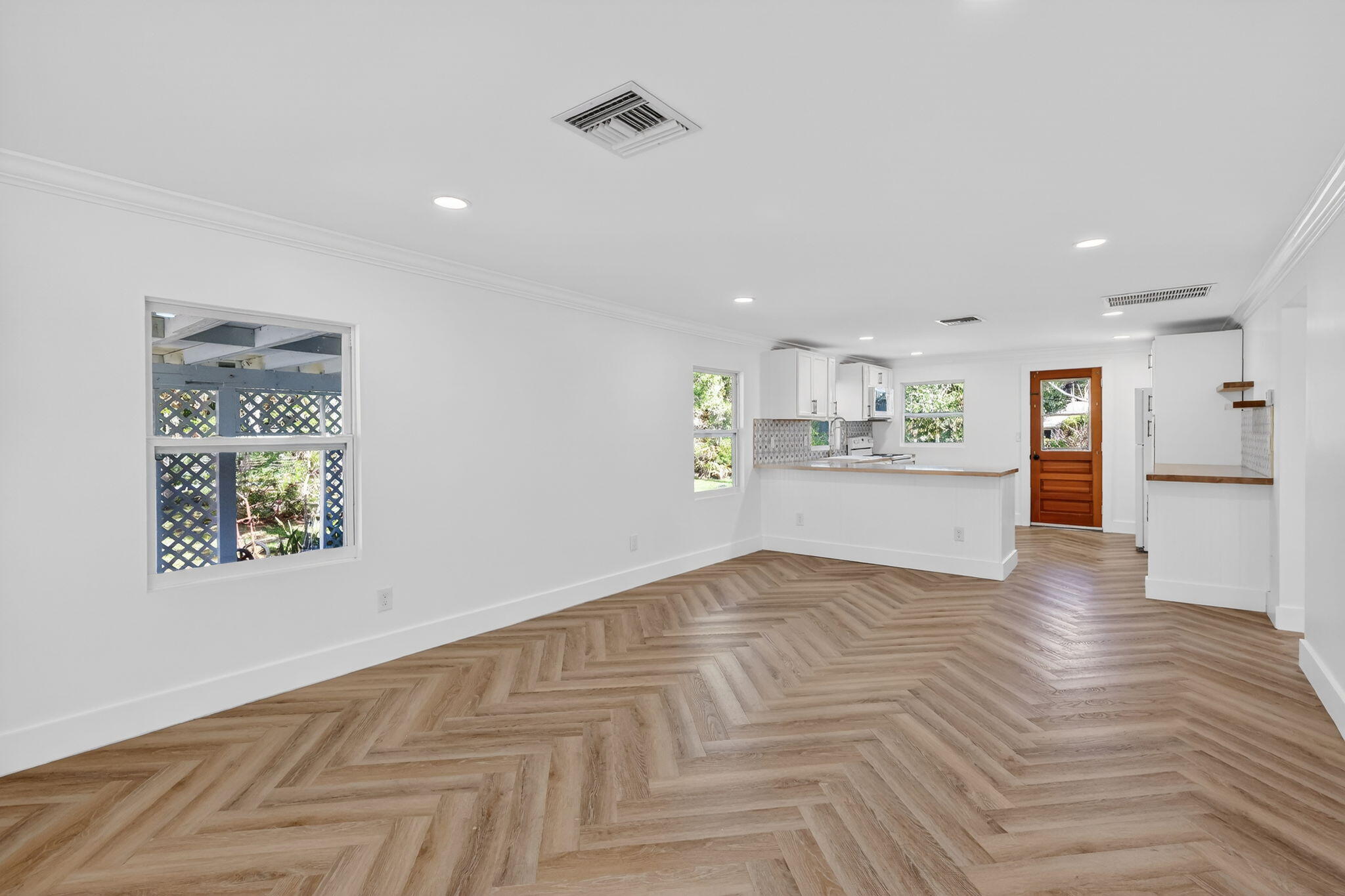 2302 Cortez Boulevard Property Photo 7