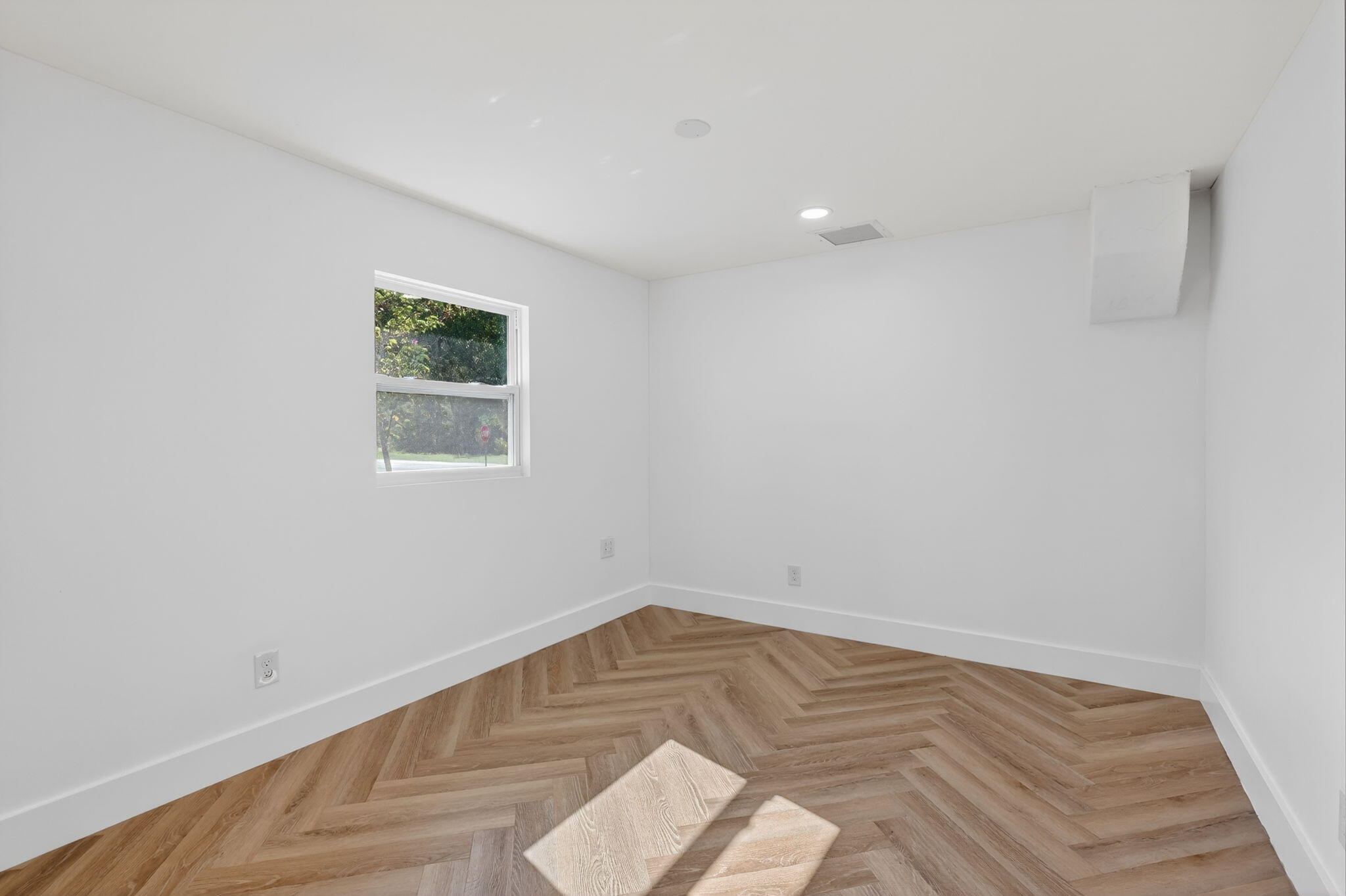 2302 Cortez Boulevard Property Photo 17