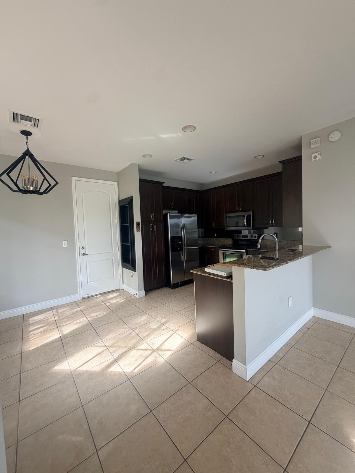 7644 Foxcroft Lane 7644 Property Photo 10