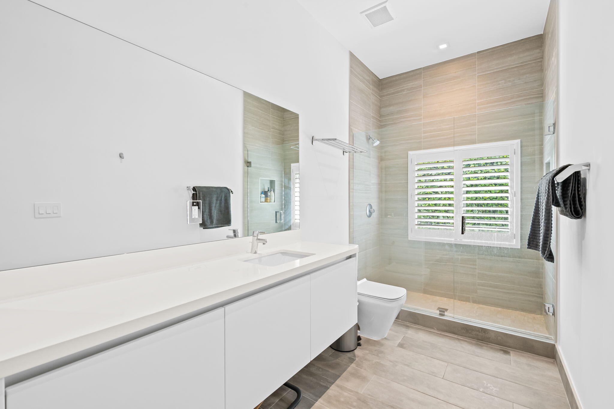 16758 Natures Way Property Photo 18