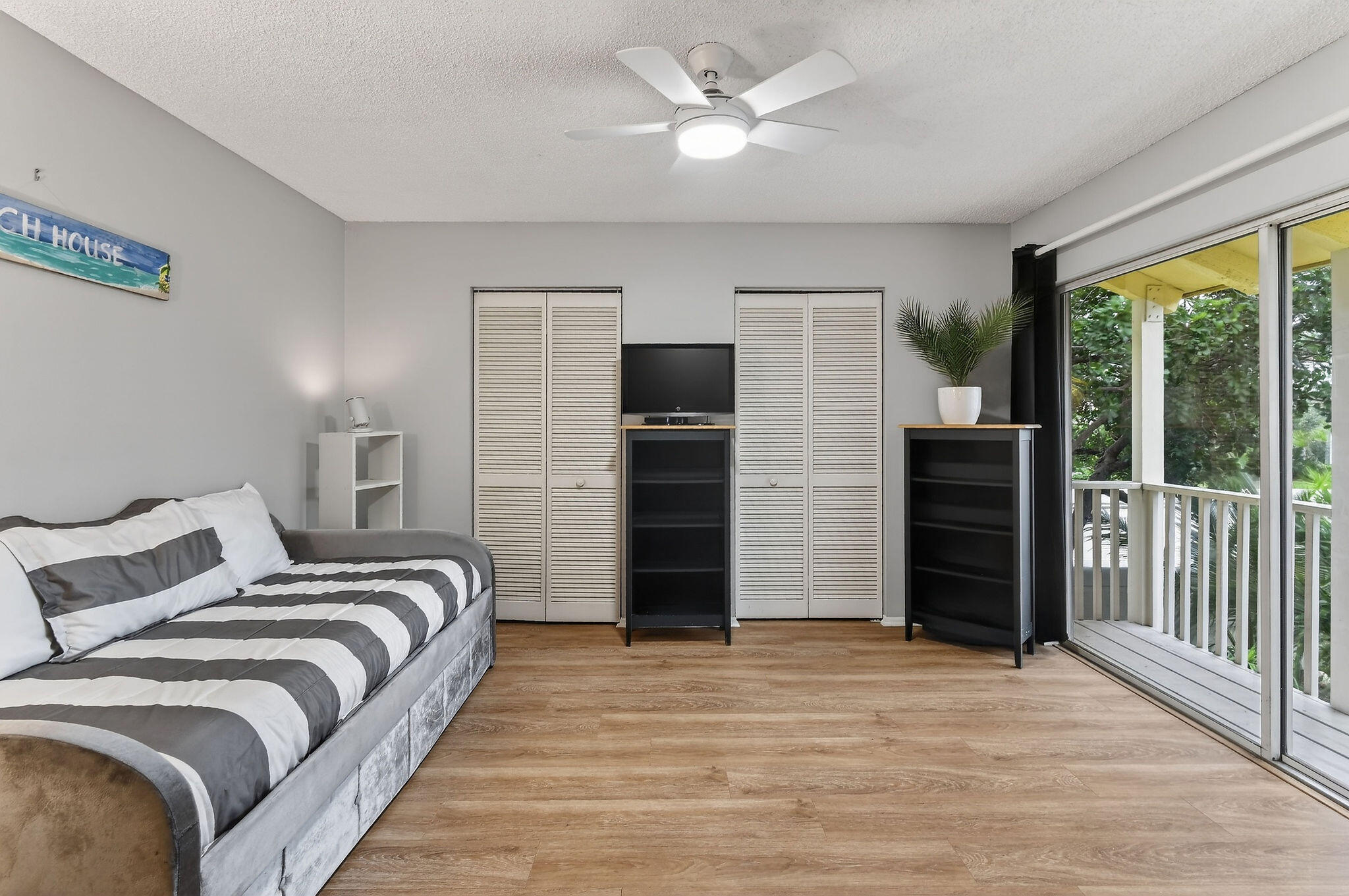 170 Seabreeze Circle Property Photo 48
