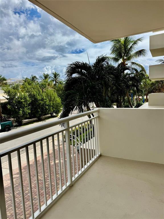 133 N Pompano Beach Boulevard 108 Property Photo 16