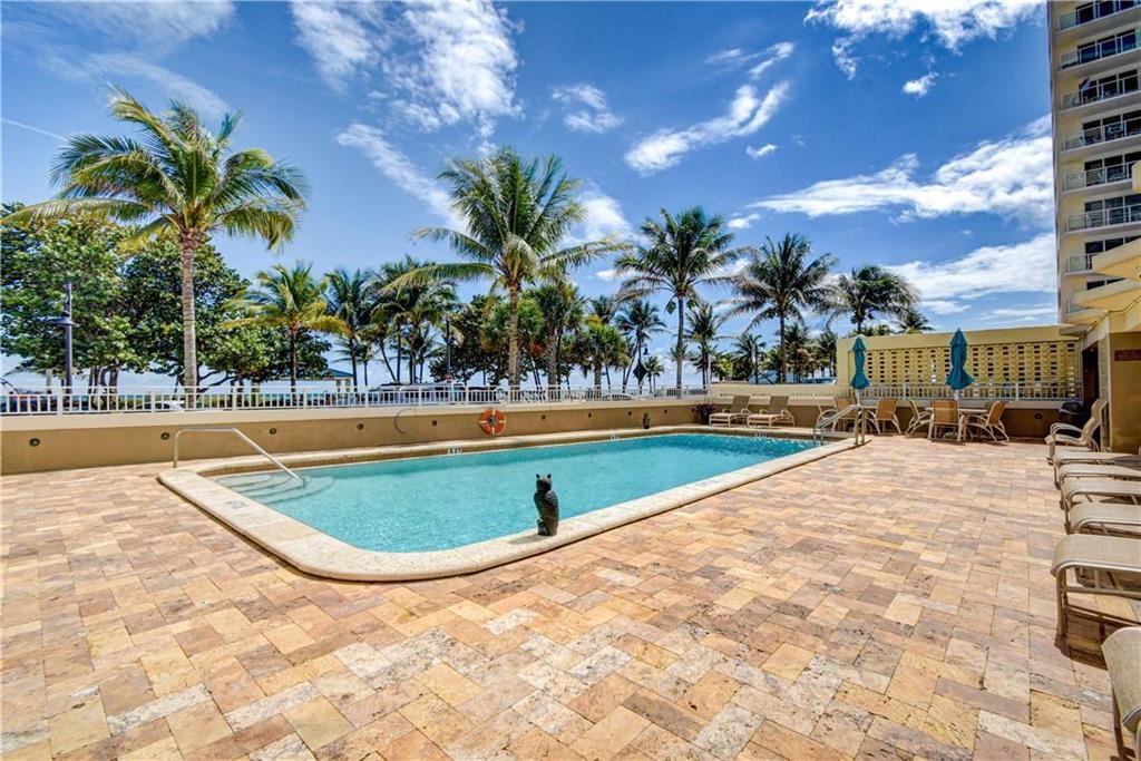 133 N Pompano Beach Boulevard 108 Property Photo 26