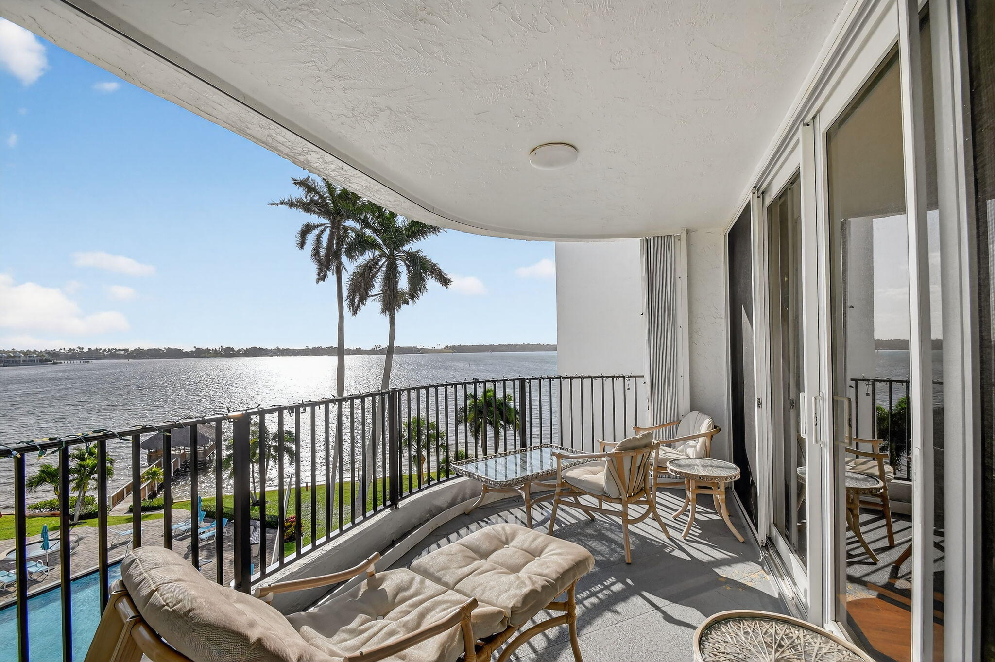8200 Lakeshore Drive 507 Property Photo 6