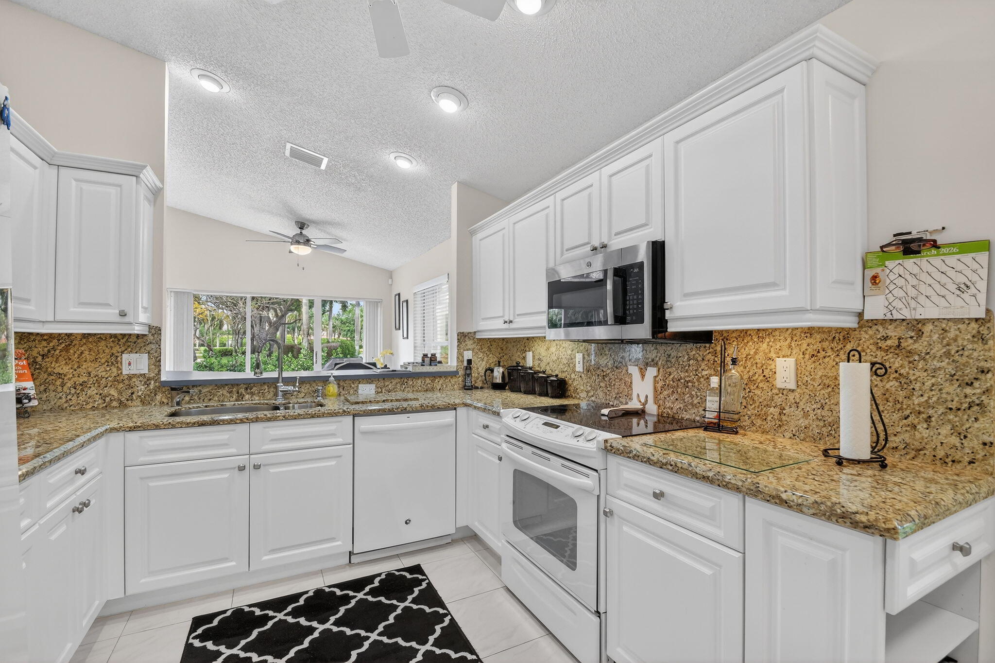 9718 Harbour Lake Circle Property Photo 16