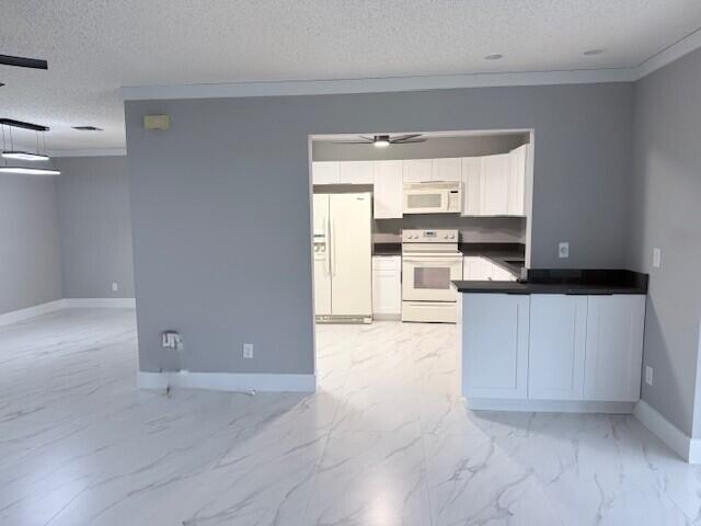 944 Savannas Point Drive A Property Photo 6