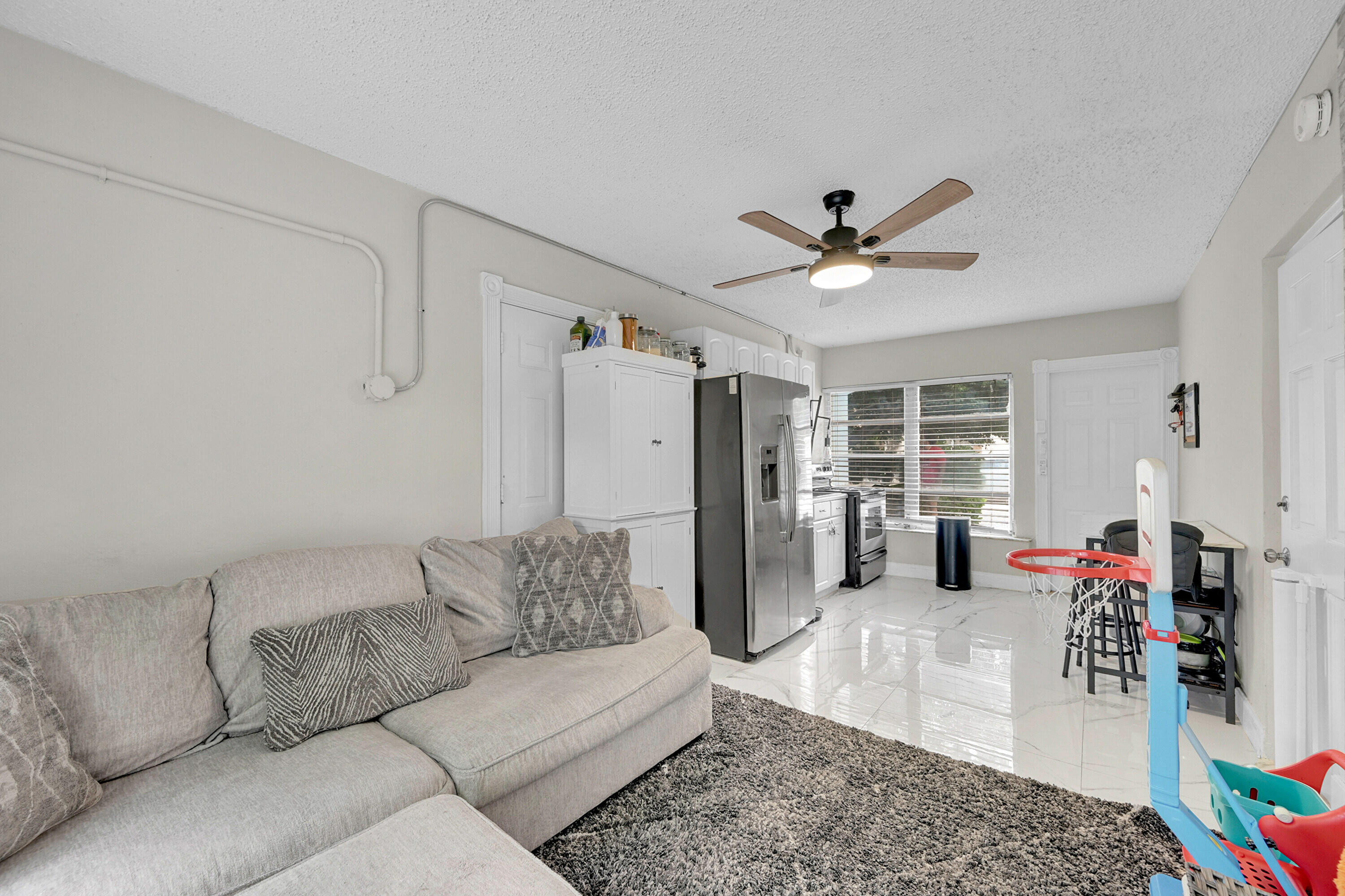 1331 S Palmway Property Photo 16
