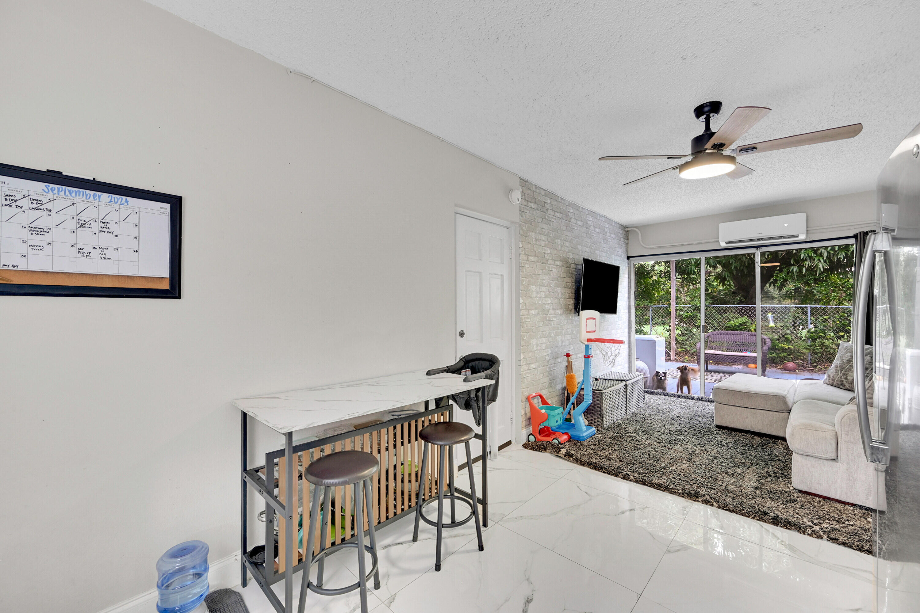 1331 S Palmway Property Photo 18