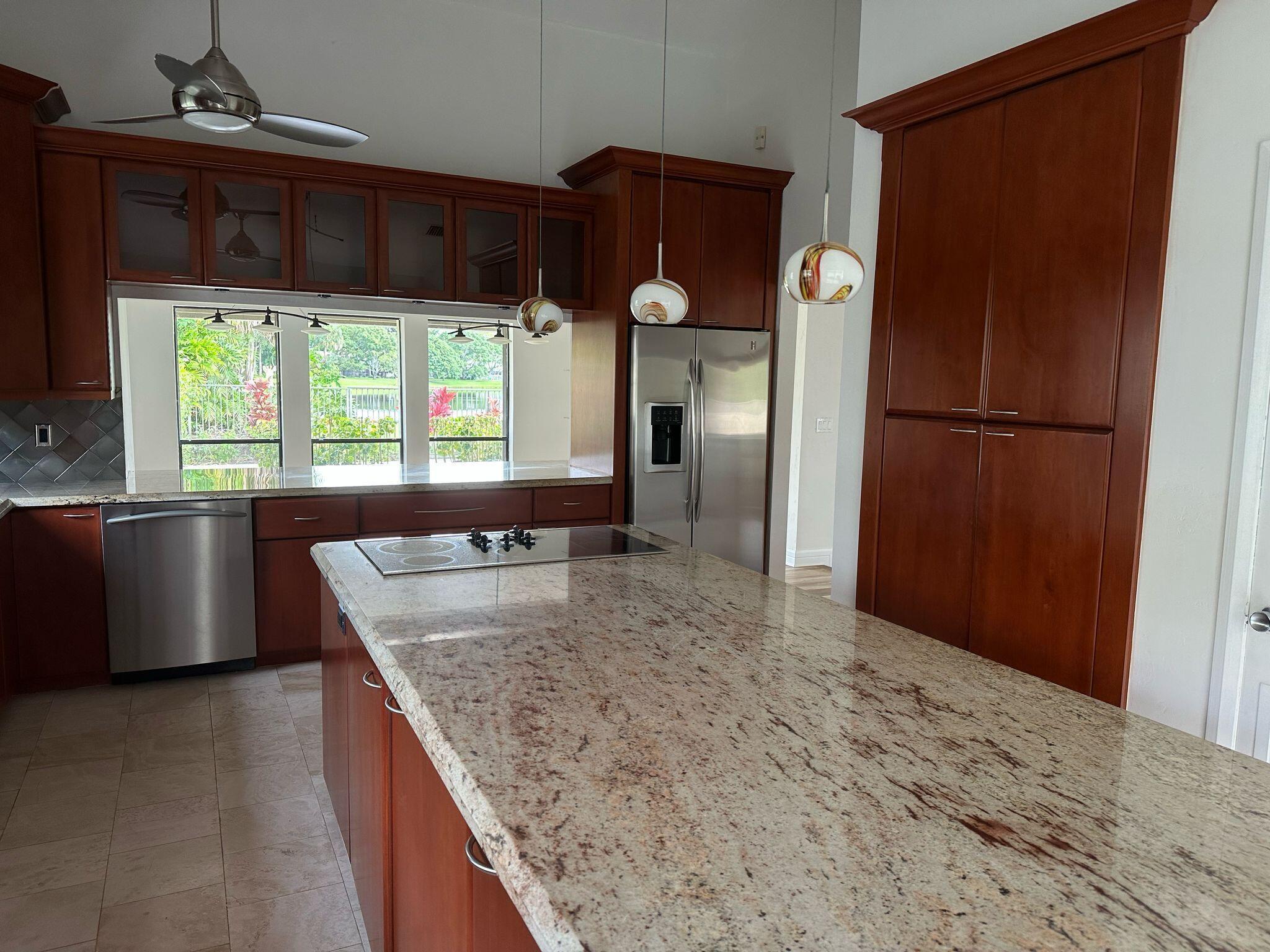 7243 Encina Lane Property Photo 6