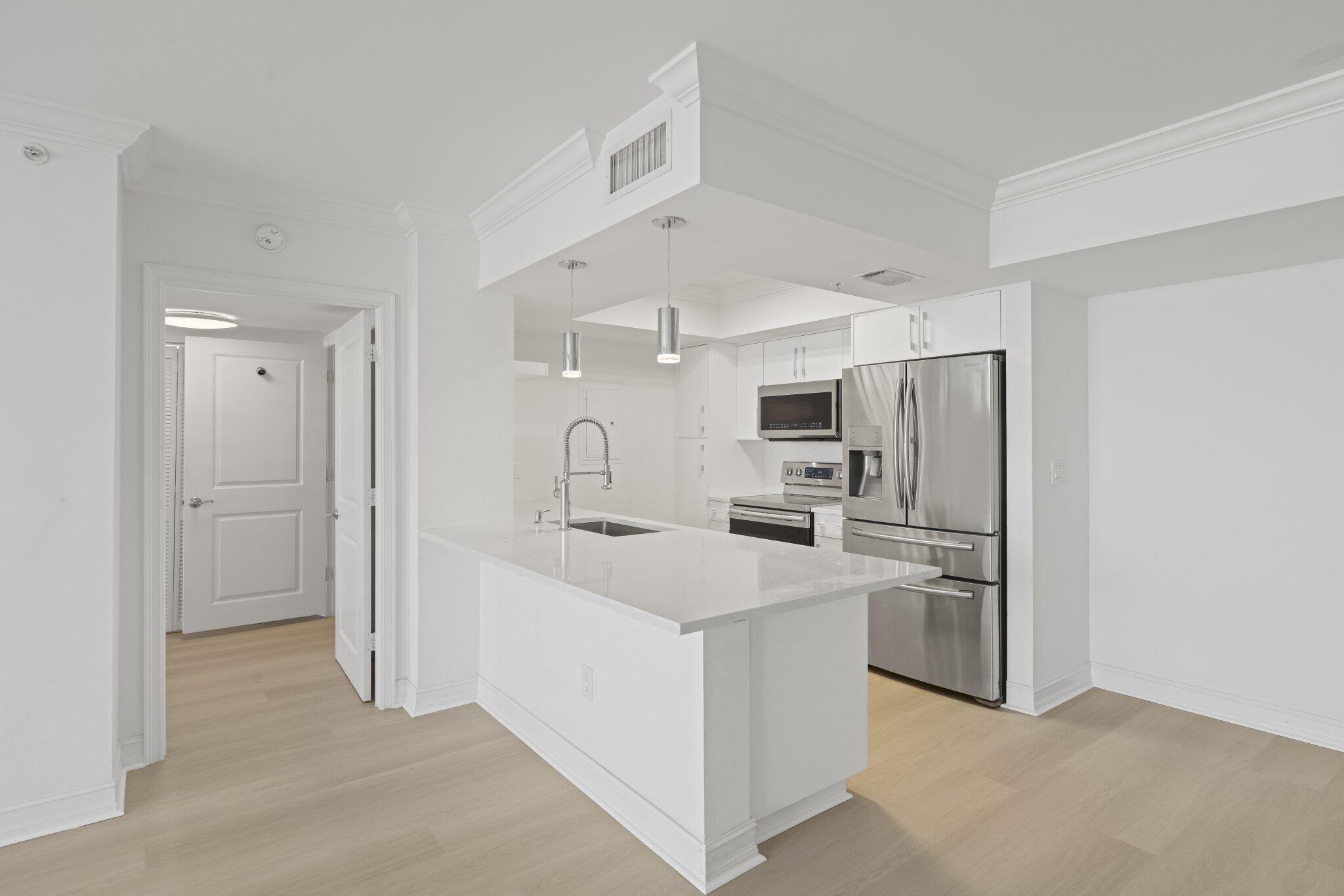 99 Se Mizner Boulevard 609 Property Photo 10