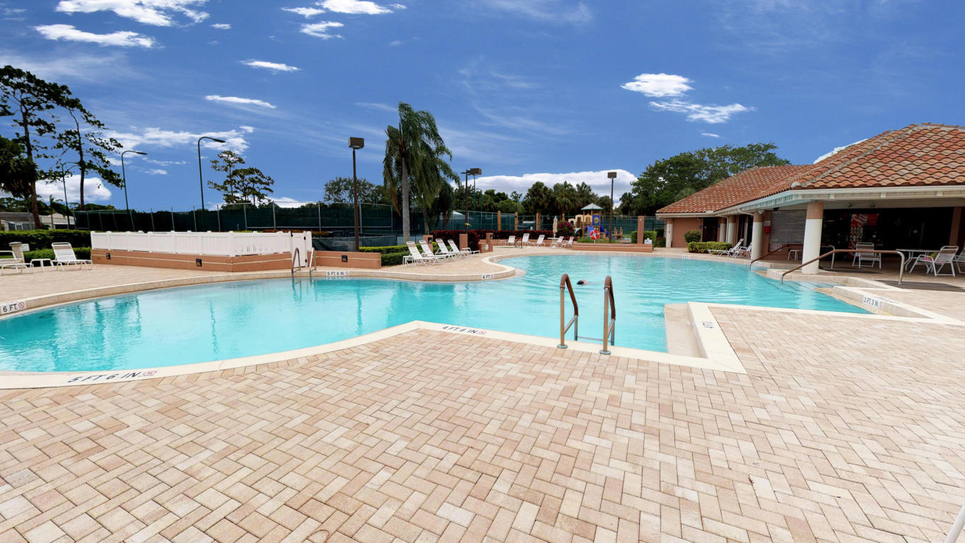 903 Harbour Pointe Way Property Photo 25