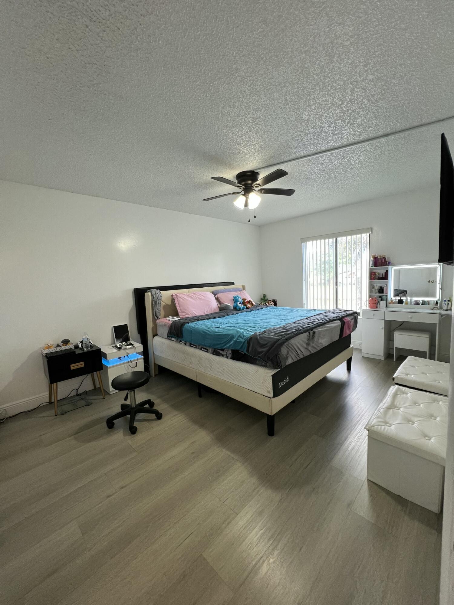 1007 Green Pine Boulevard D2 Property Photo 7